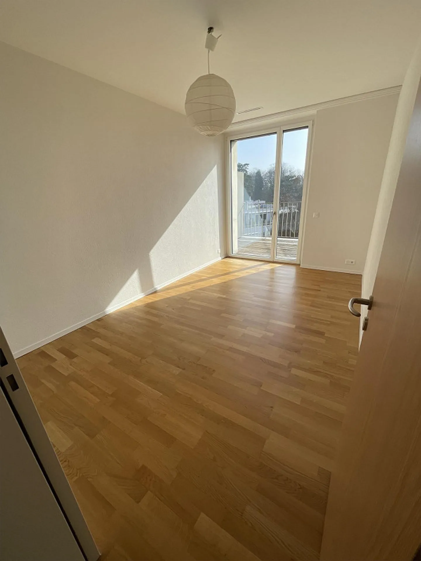 Duplex Apartment Above the Rooftops of Winterthur - Photo 9 of 12