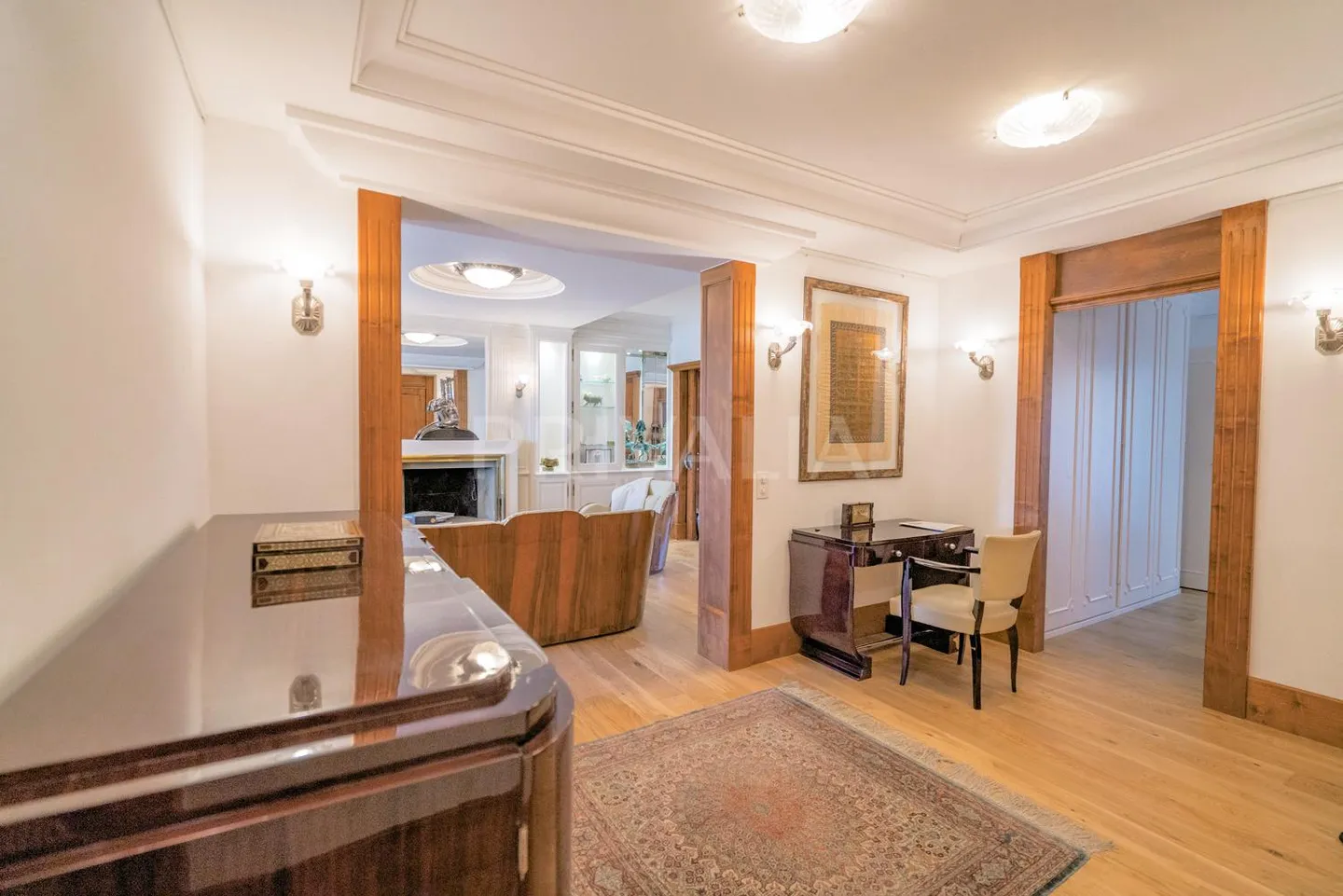 Superbo appartamento attraversante in un ambiente tranquillo e residenziale - Foto 3 di 9