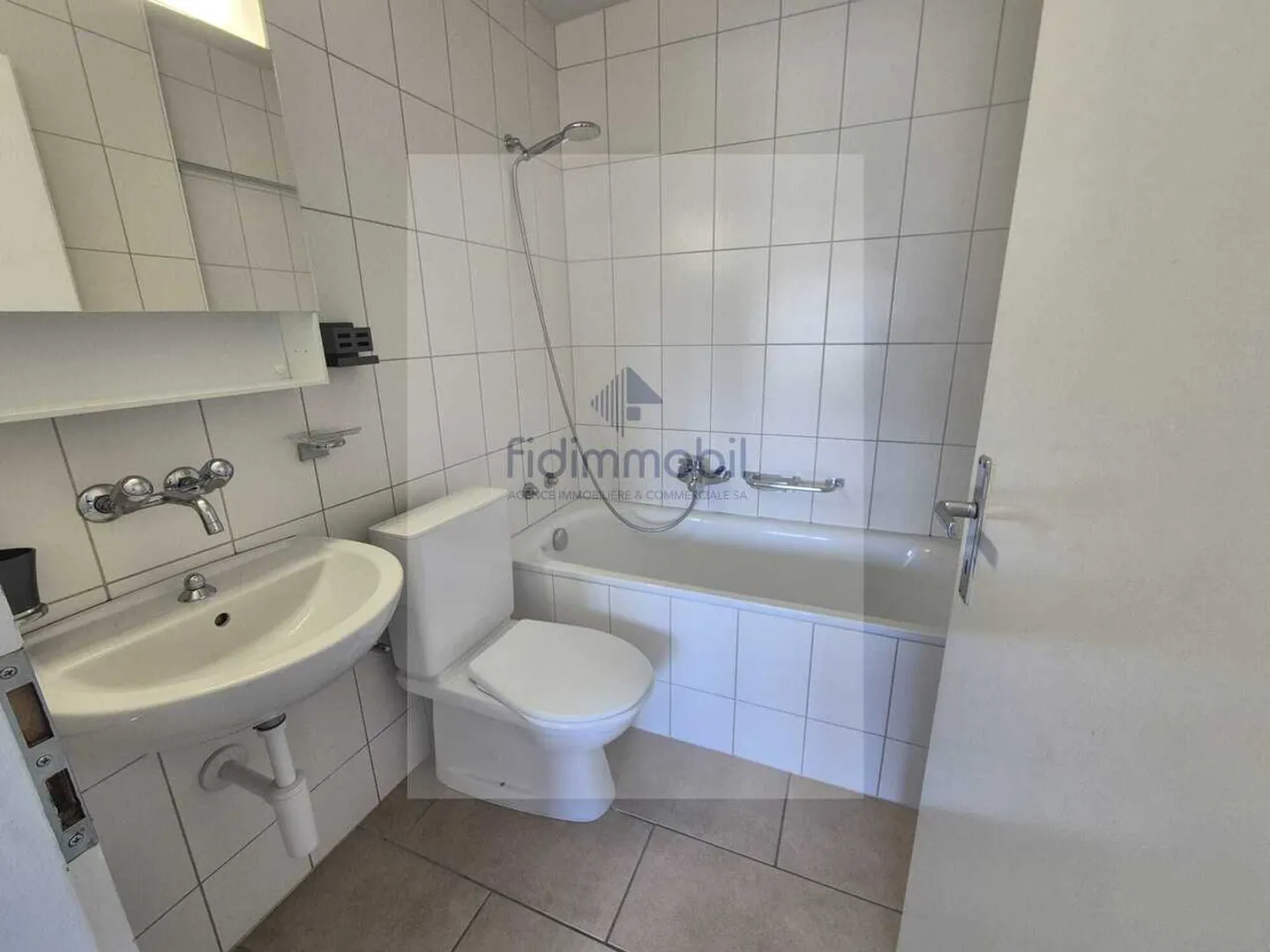 Magnificent 3-room apartment for rent in La Chaux-de-Fonds - Photo 4 of 7