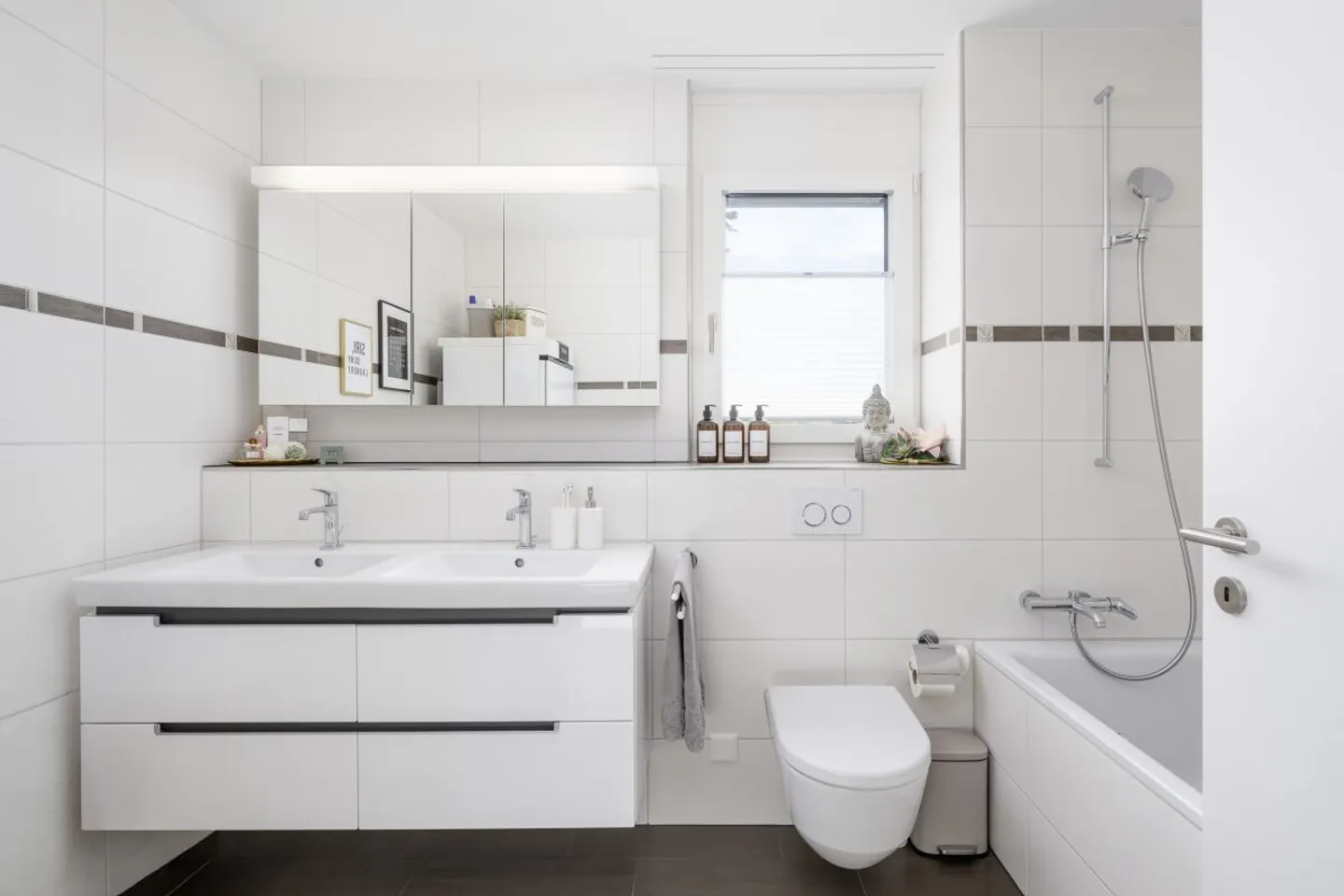 Exklusives Wohnen auf höchstem Niveau - Foto 5 di 7