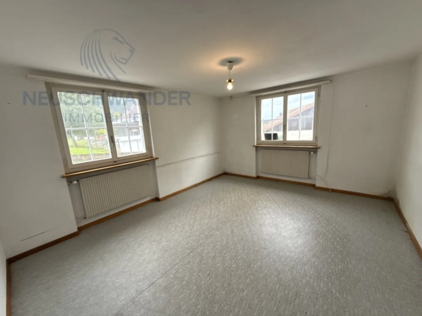 Exceptional spacious property, bright, ready to live with 2 apartments - Photo 16 of 20