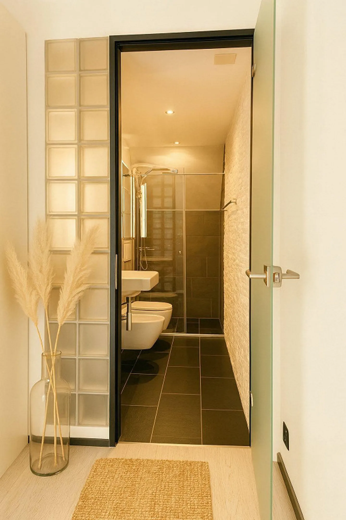 Exclusive Row House with Lake Access - Photo 6 of 15