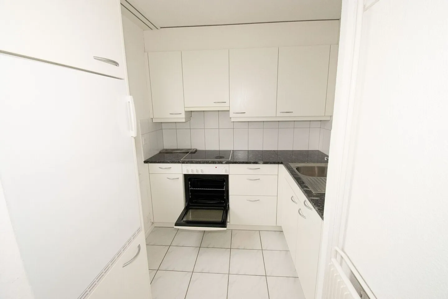 Geräumige Wohnung mit Aussicht - Foto 1 von 4