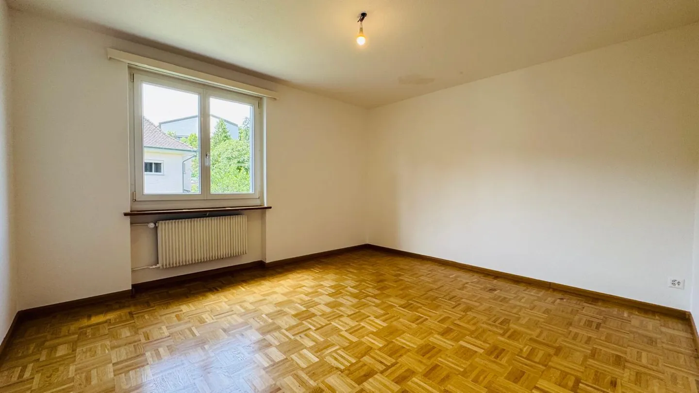 Maison polyvalente de 3 familles dans un emplacement privilégié - idéale pour la vie multigénérationnelle, vivre et travailler sous un même toit - Photo 7 sur 11