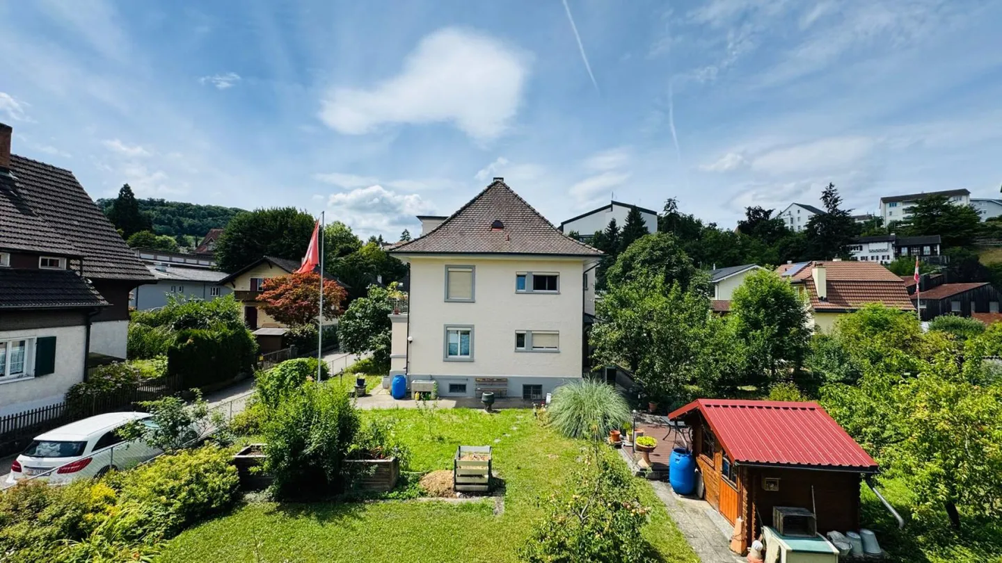 Maison polyvalente de 3 familles dans un emplacement privilégié - idéale pour la vie multigénérationnelle, vivre et travailler sous un même toit - Photo 9 sur 11