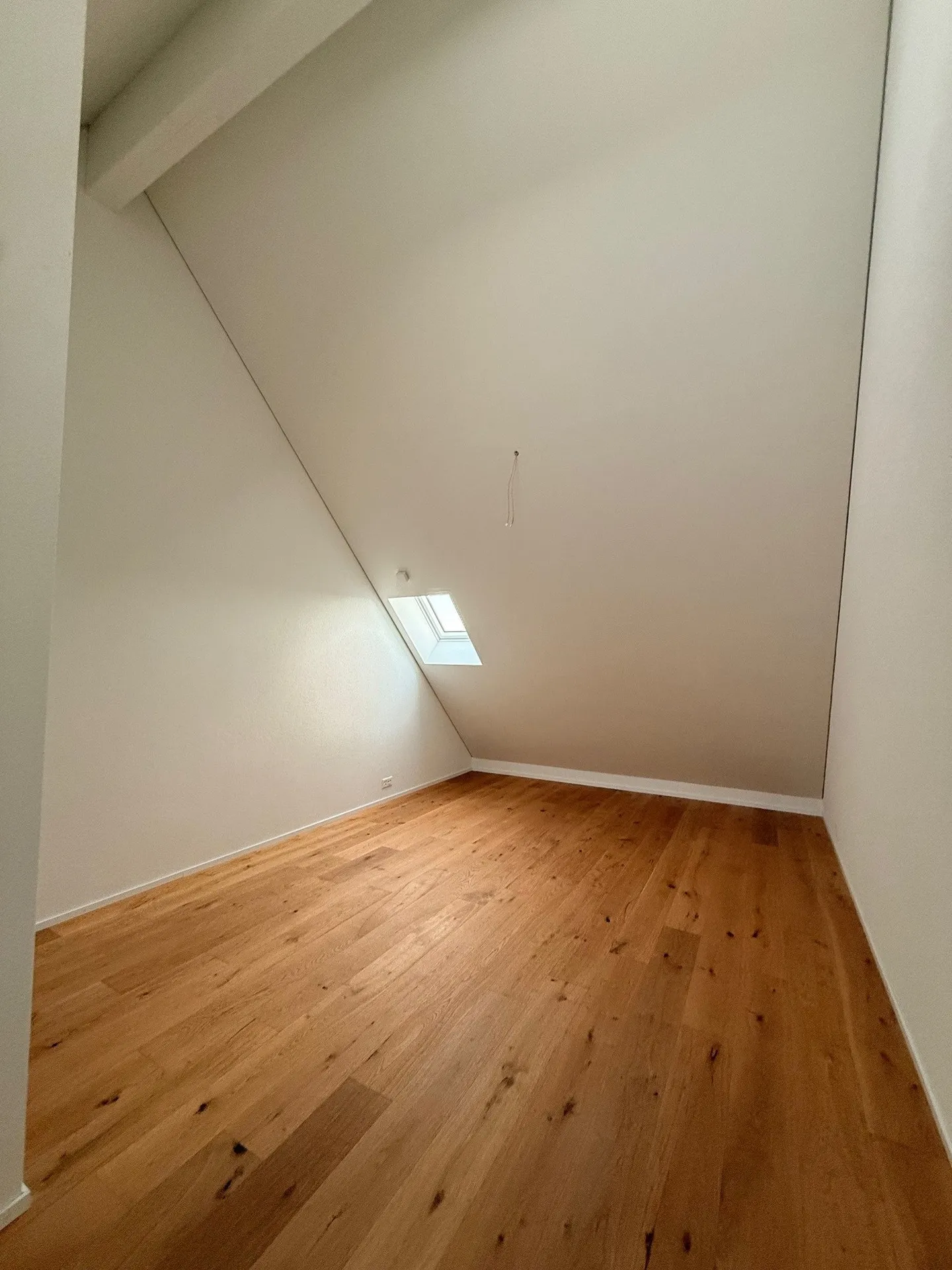 Geräumige Dachgeschosswohnung in Höri - Foto 5 von 9