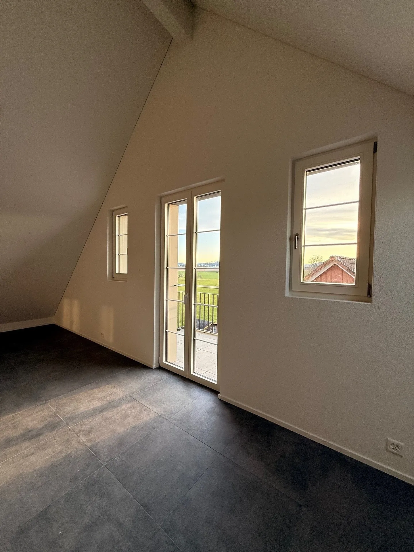 Geräumige Dachgeschosswohnung in Höri - Foto 8 von 9