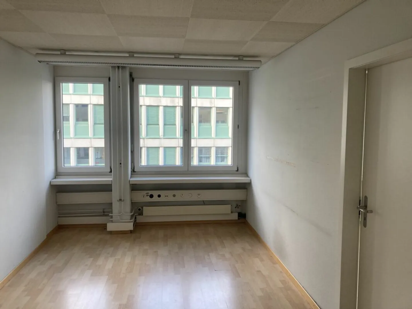 Espace de bureau attrayant au 1er étage - Photo 7 sur 8