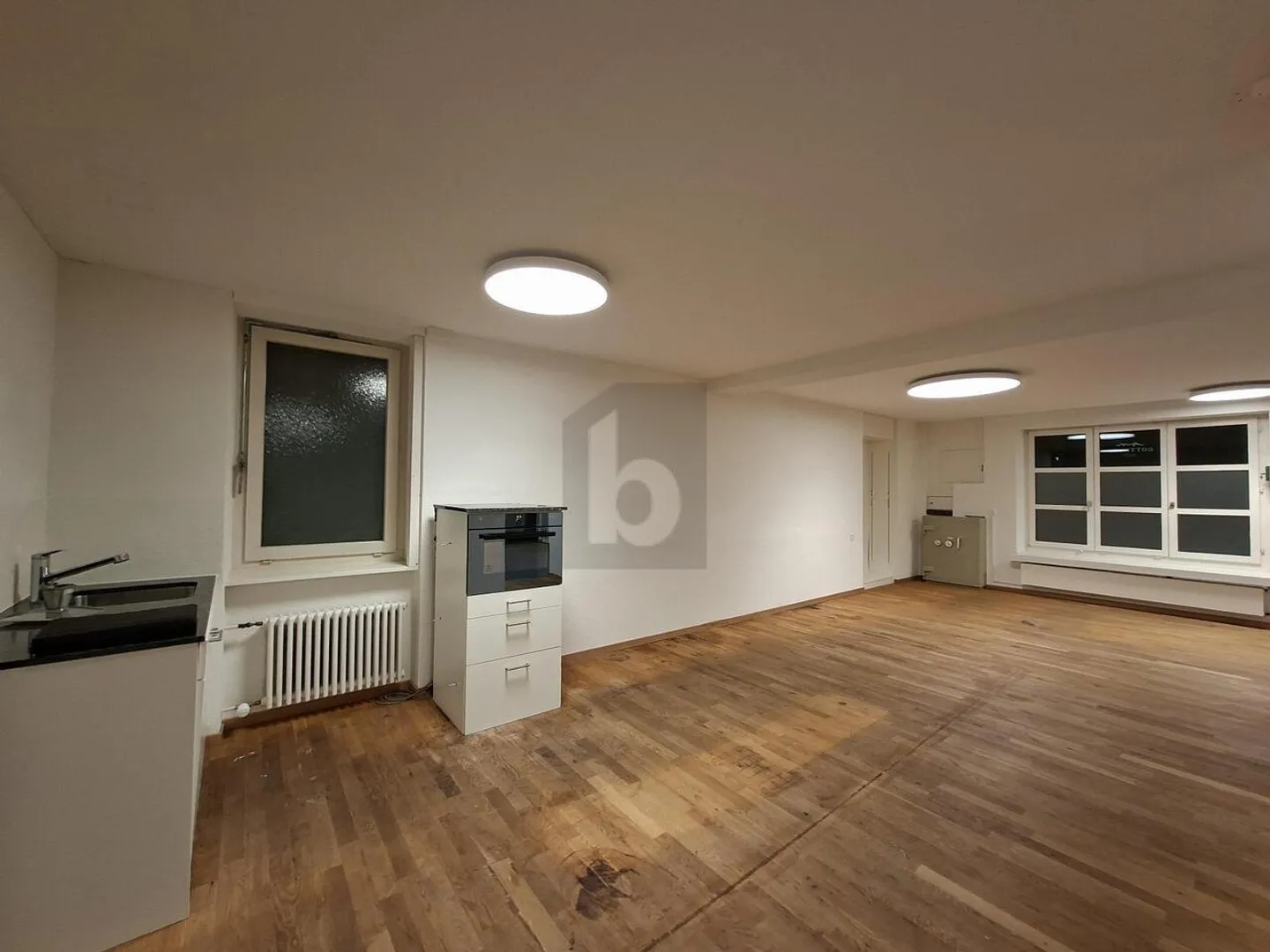 Vielseitiger Gewerberaum - Foto 1 von 6