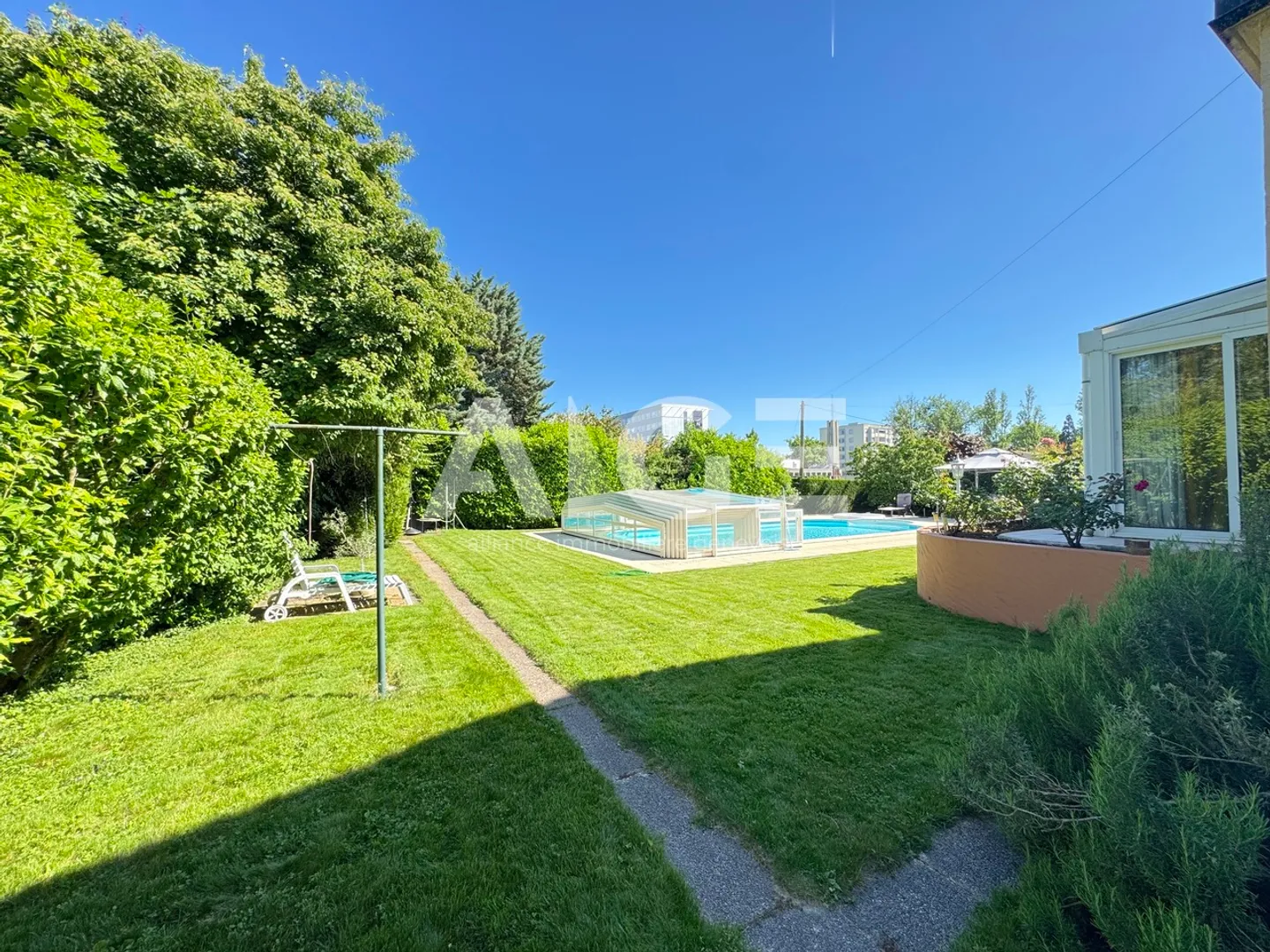 Bella villa indipendente su un terreno di 1.100 m2 - Foto 20 di 20