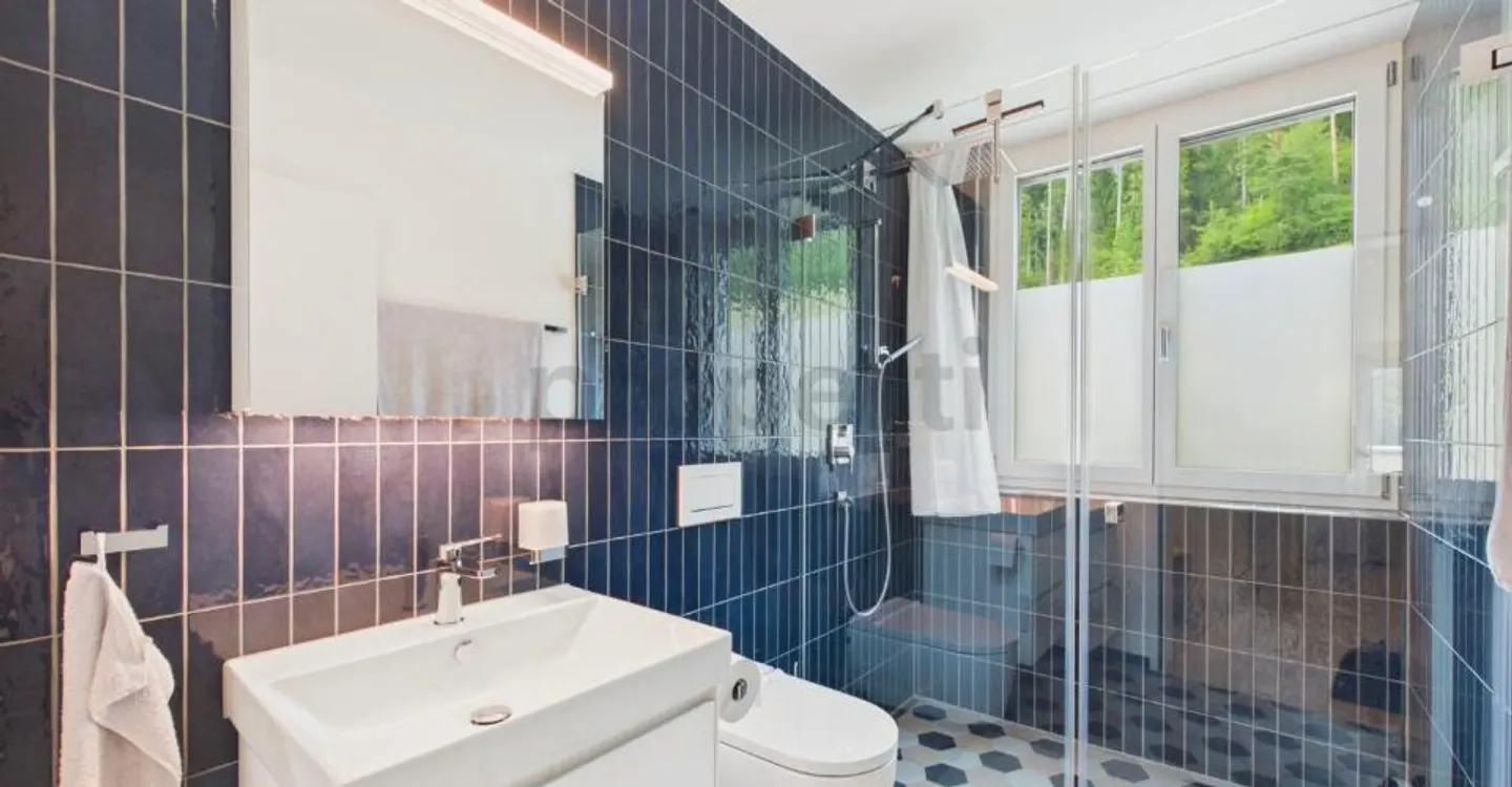 Appartamento attico esclusivo in posizione elevata con vista mozzafiato! - Foto 8 di 10