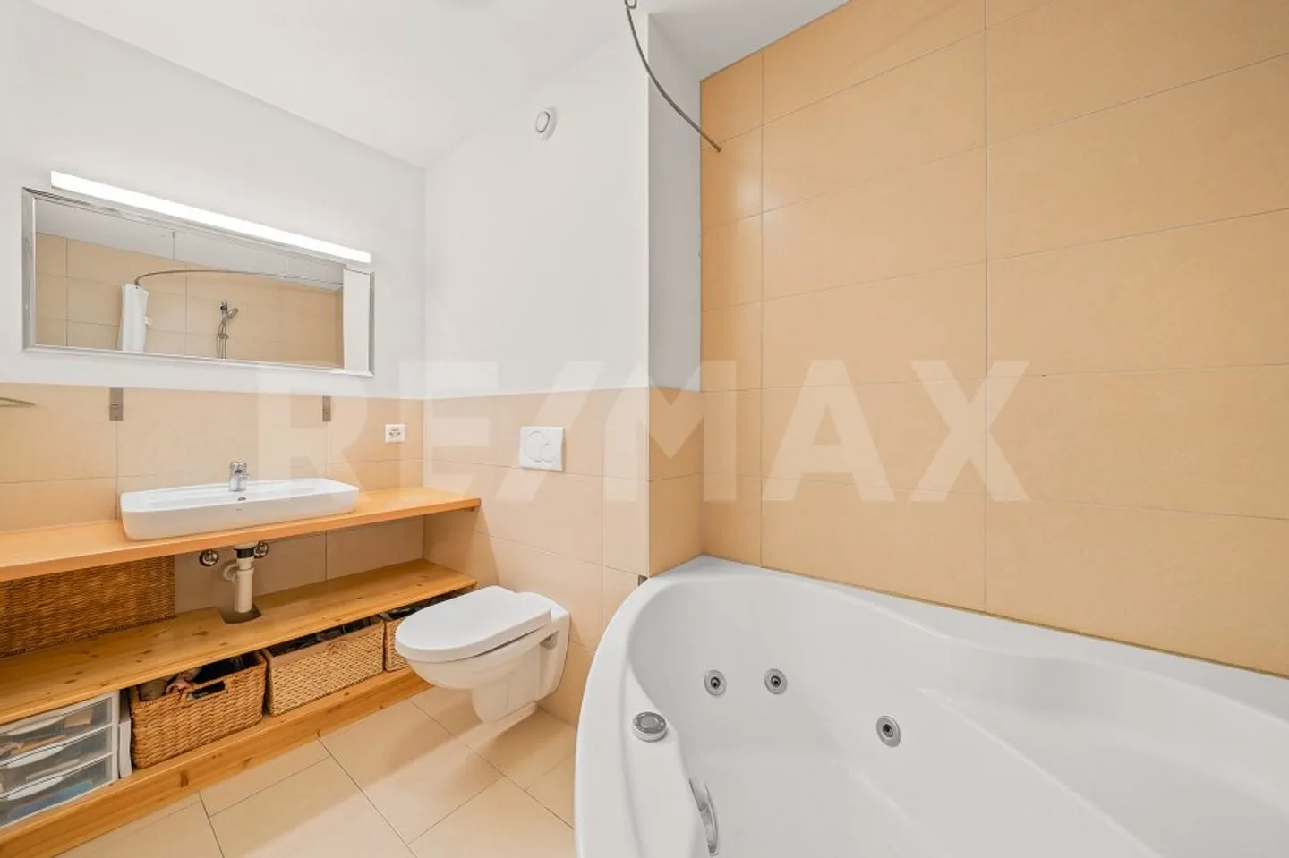 Village house of 207 m² living space, 5.5 rooms - Photo 13 of 13