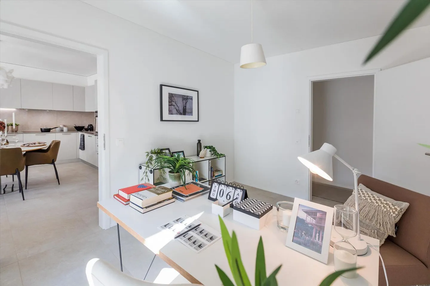 Appartamento moderno con balcone - Foto 6 di 8