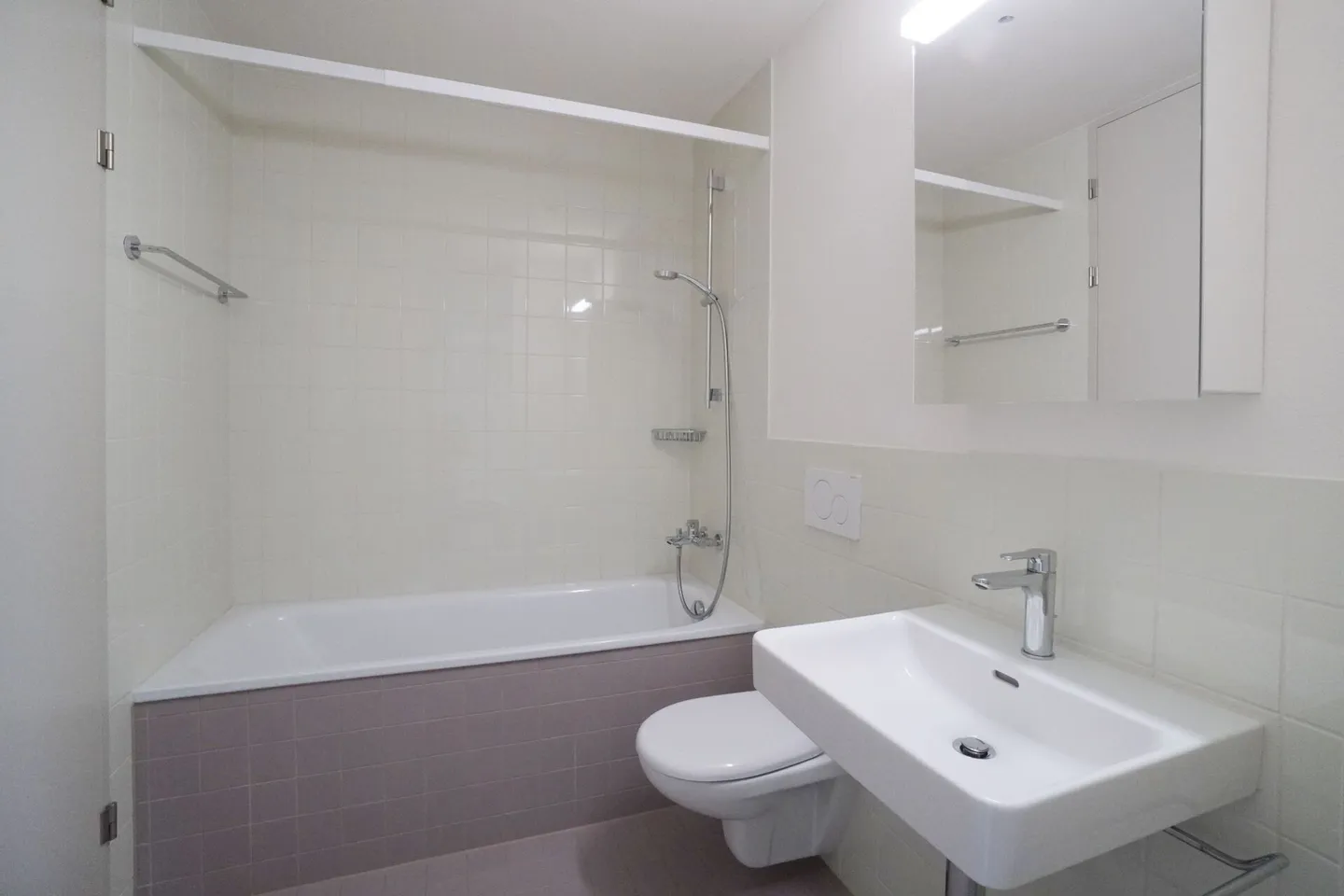 Appartement situé au calme avec balcon pour se détendre - Photo 10 sur 11
