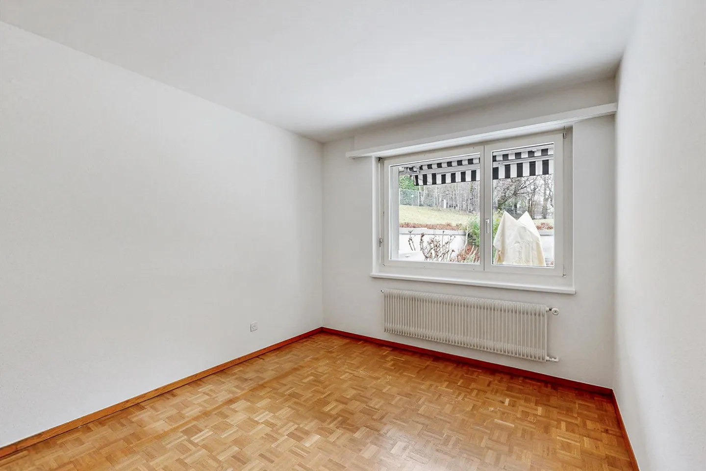 Appartamento con bellissima grande terrazza giardino - Foto 6 di 9