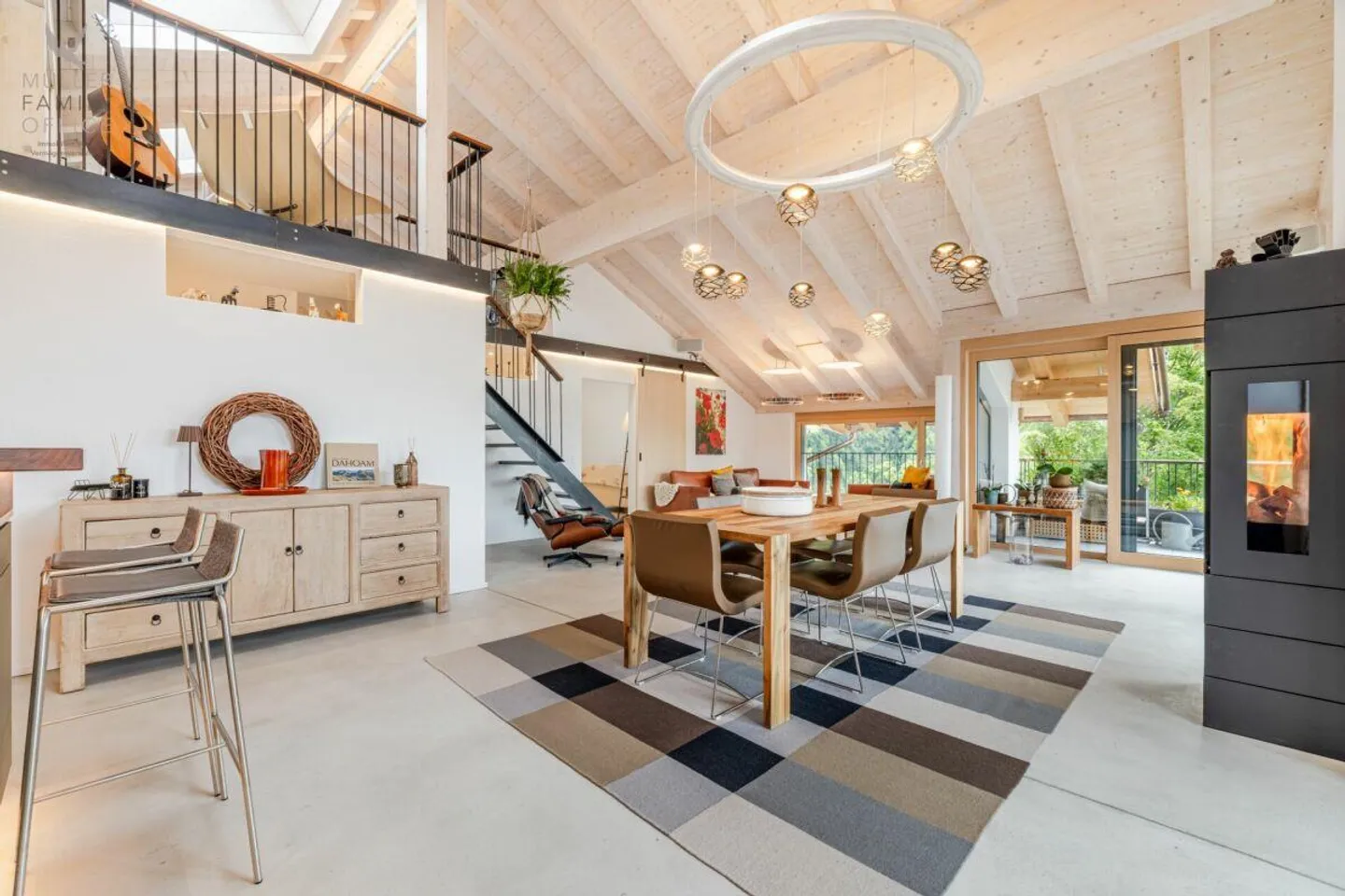 Exclusive 3 1/2 Room Penthouse Apartment (First Occupancy) with Living Comfort at the Highest Level and Breathtaking View - Photo 9 of 14
