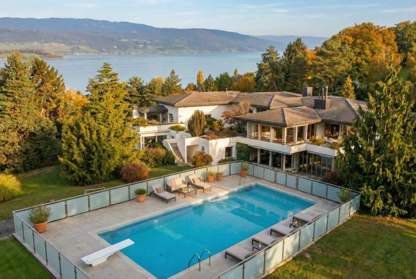 Villa avec Vue sur le Lac - Photo 3 sur 13