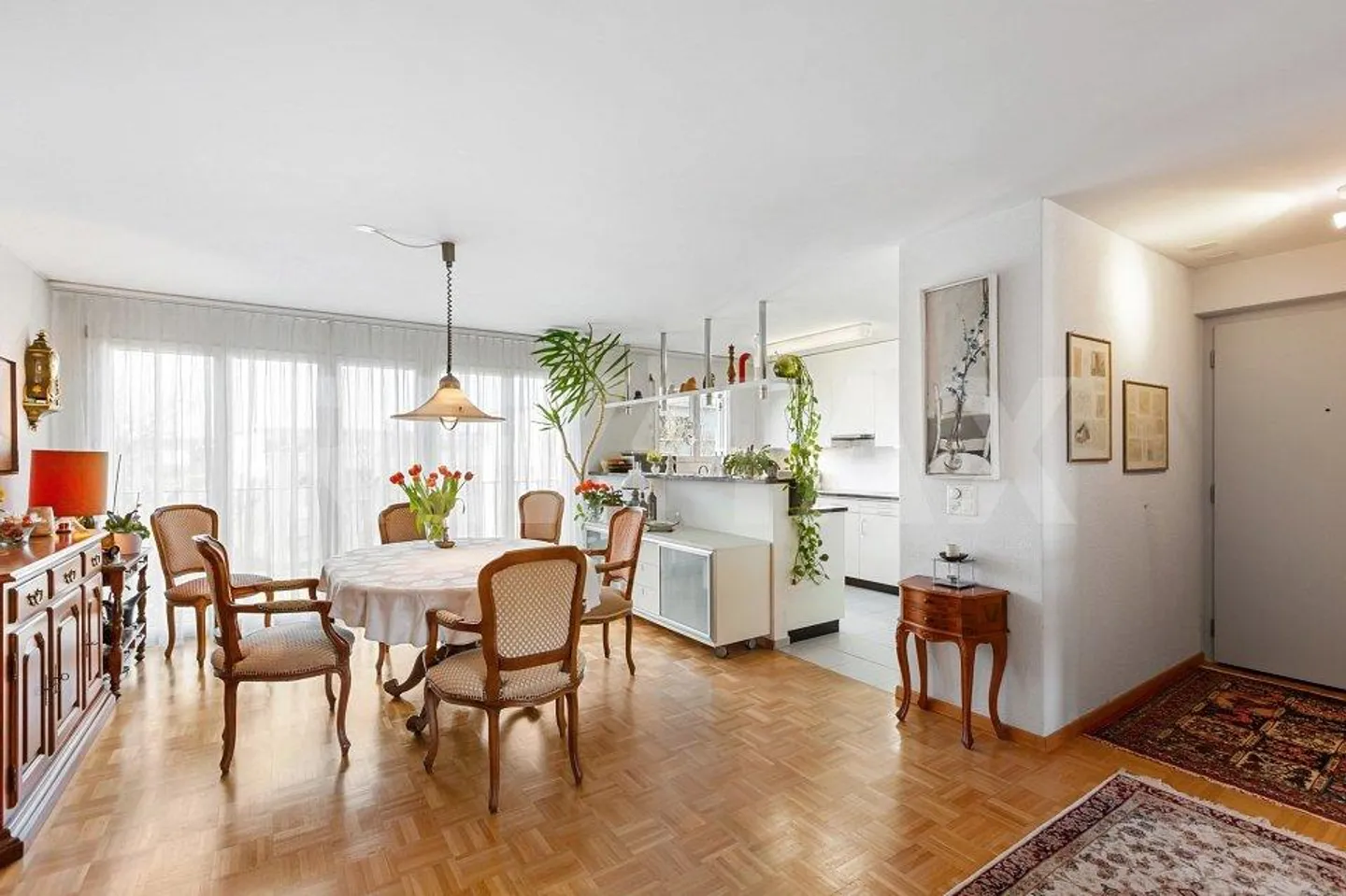 Geräumige 4.5-Zimmer-Wohnung - Foto 4 von 13