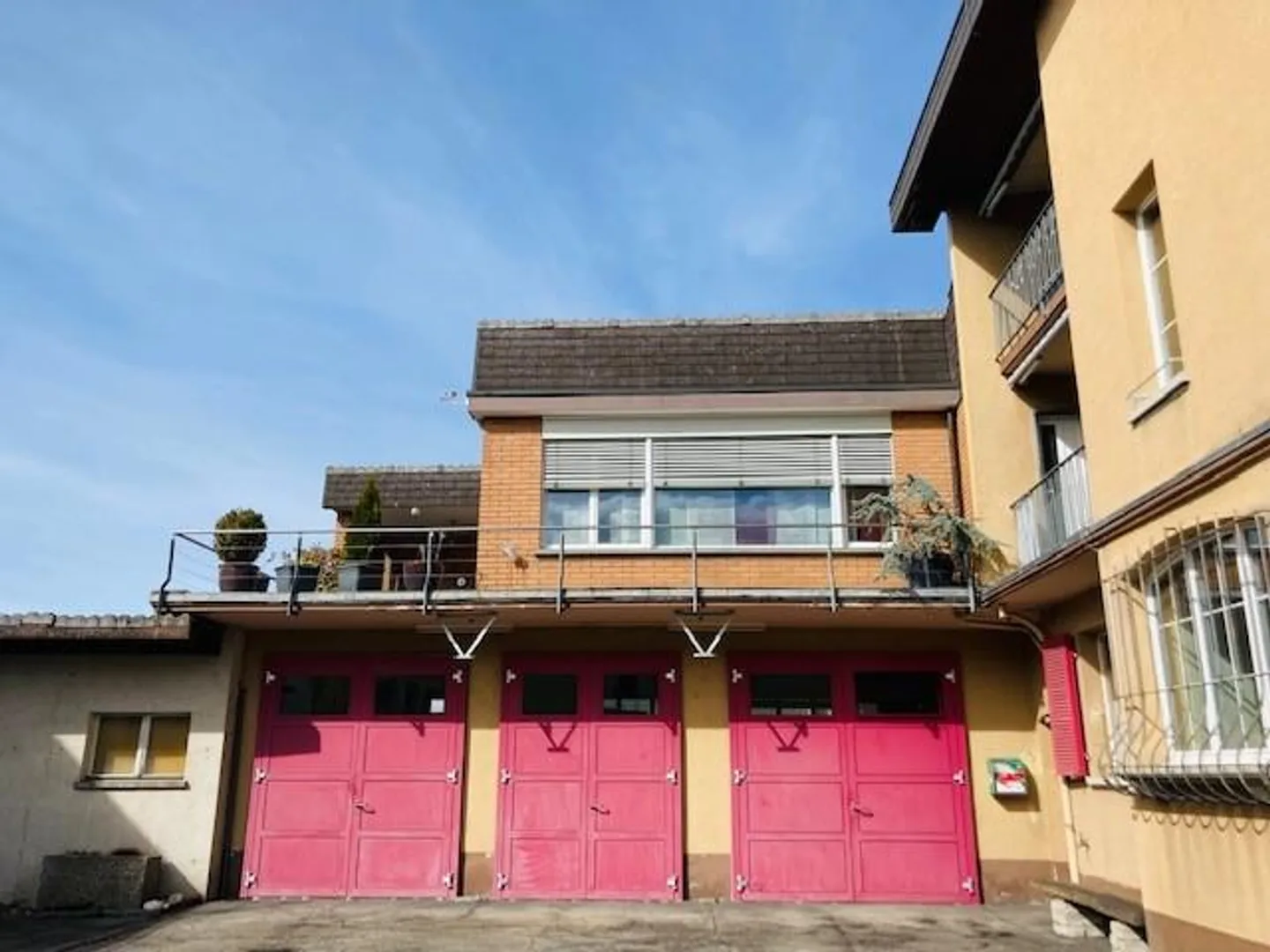 Charmante Wohnung mit Terrasse - Foto 1 von 13