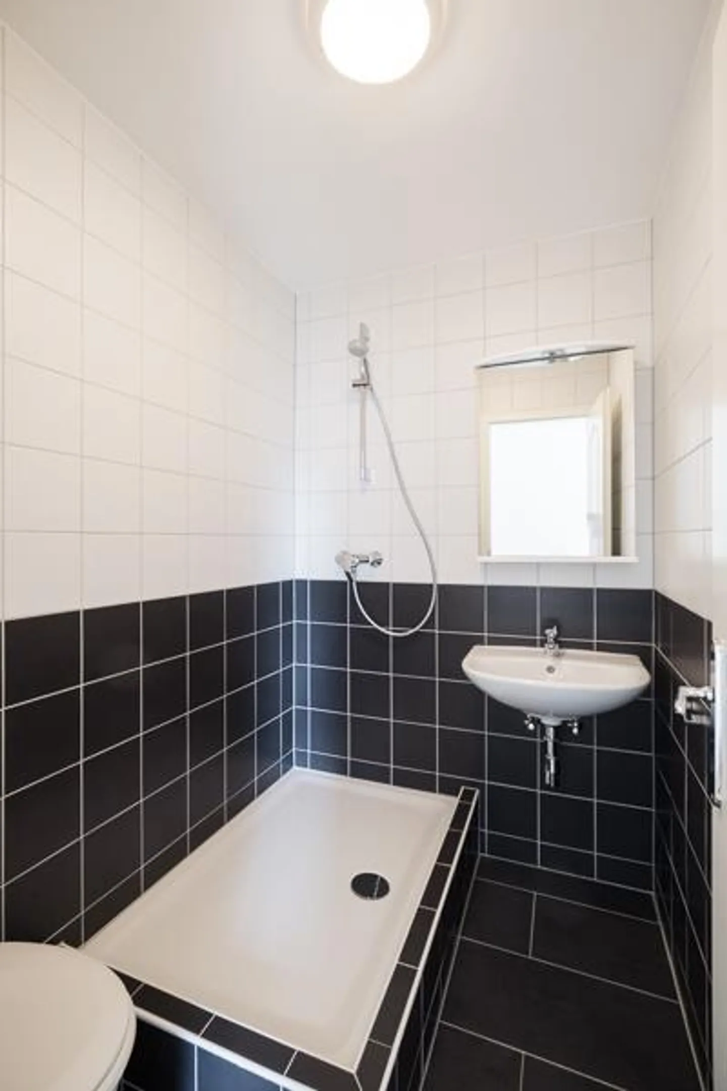 Stadtwohnung mit Charme mitten im Zentrum - Foto 6 von 8