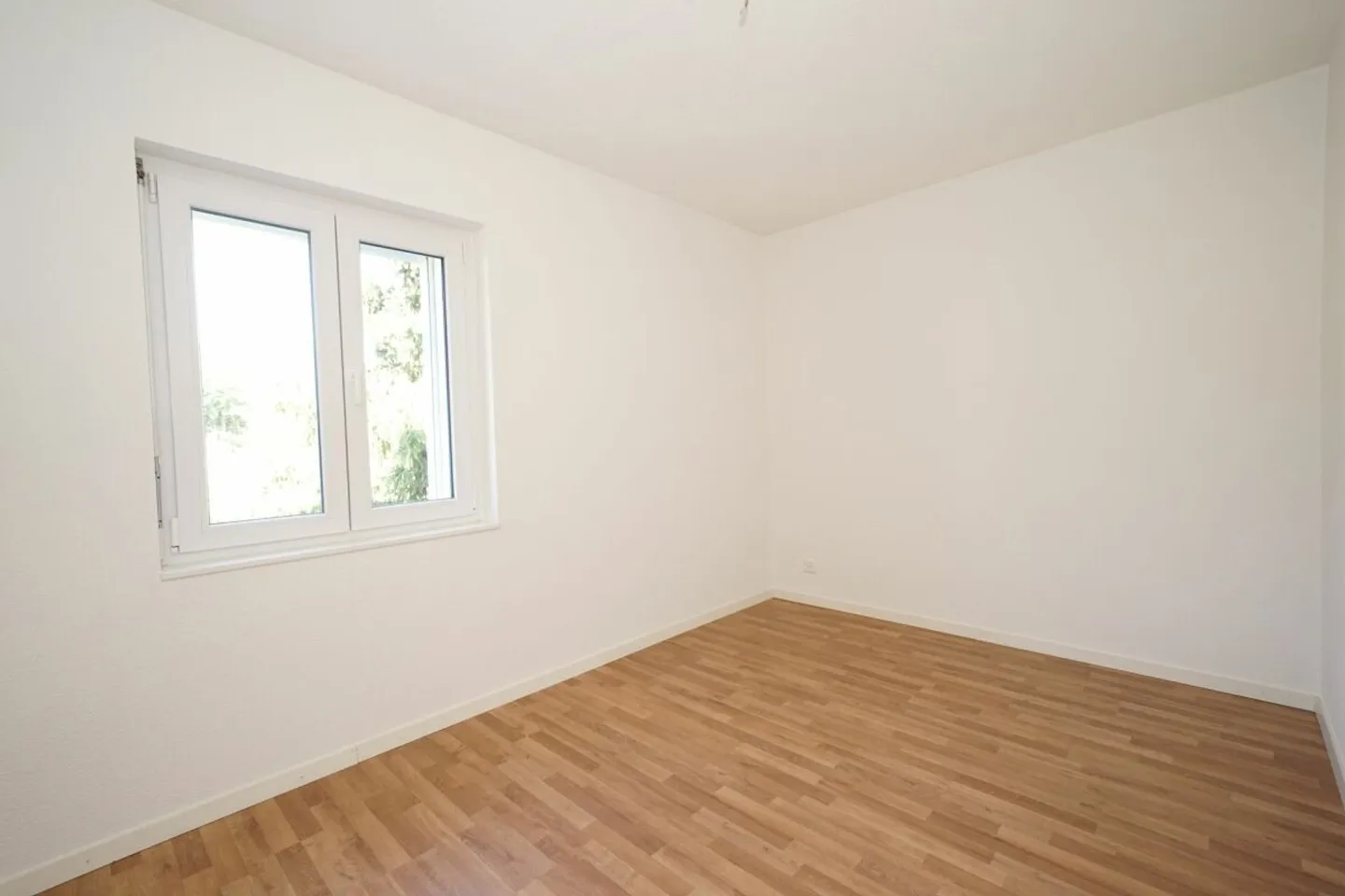 Bright 3.5-room apartment with sunny balcony in a quiet location - Photo 4 of 8