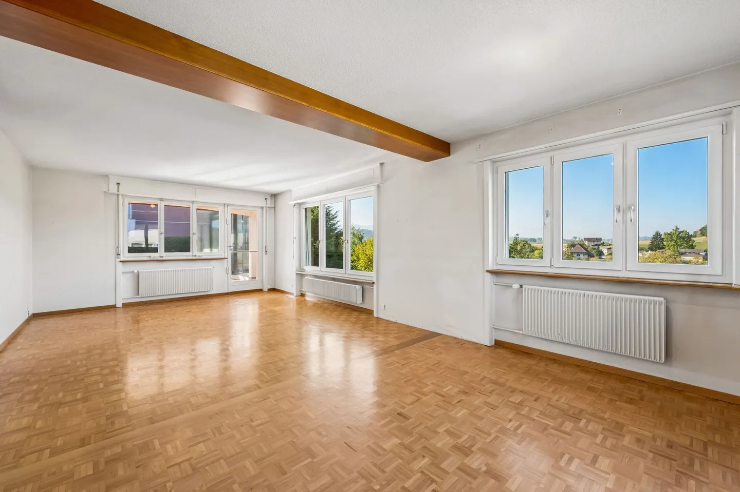 Characterful 5.0-room single-family house with winter garden and design potential - Photo 4 of 13