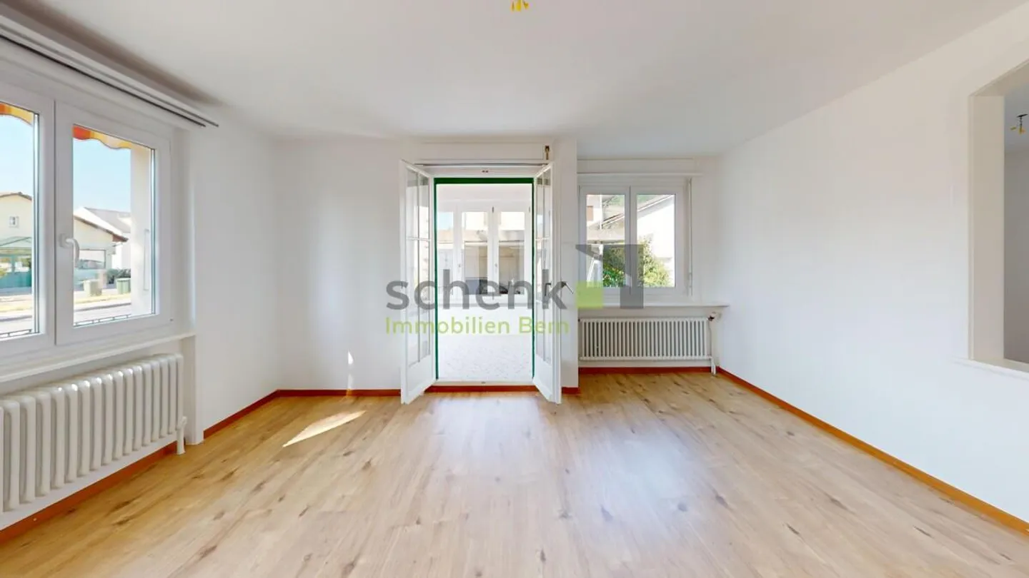 Casa unifamiliare di 4,5 stanze con grande giardino e biotopo - Foto 3 di 13