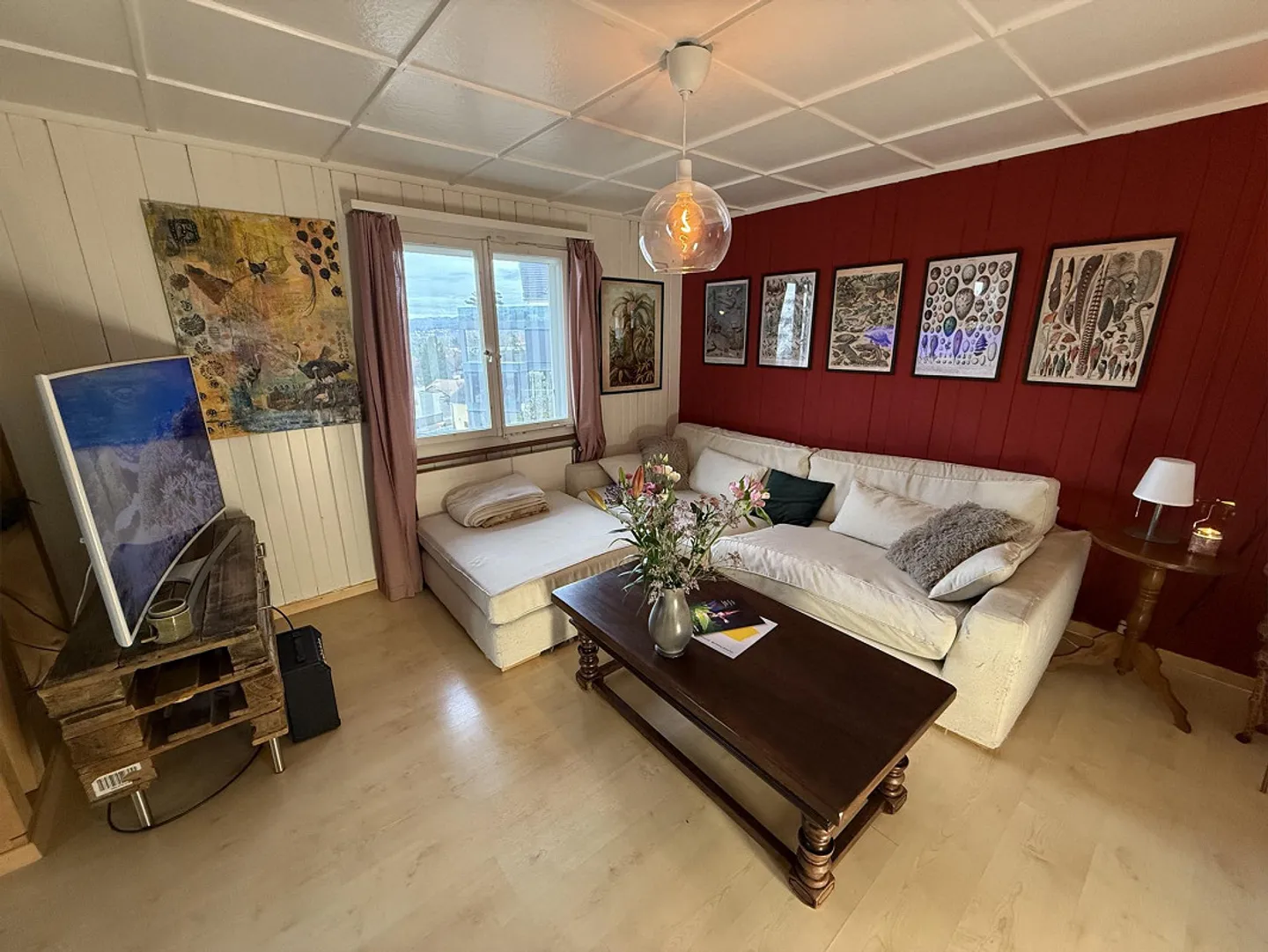 Charming Chalet-Style Apartment with Panoramic Lake Views – 2.5 Rooms - Photo 12 of 20