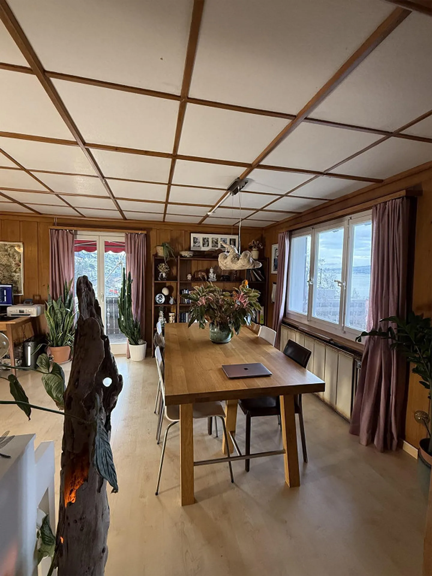 Charming Chalet-Style Apartment with Panoramic Lake Views – 2.5 Rooms - Photo 15 of 20