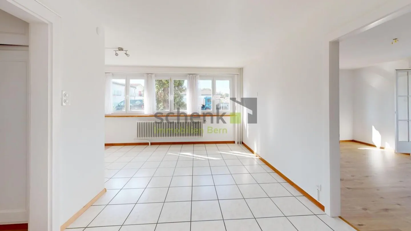 Casa unifamiliare di 4,5 stanze con grande giardino e biotopo - Foto 6 di 13