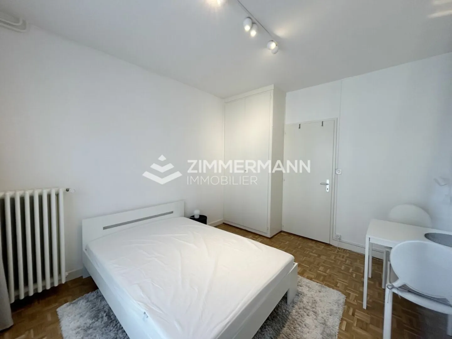Charming furnished studio apartment near international organizations! - Photo 2 of 4