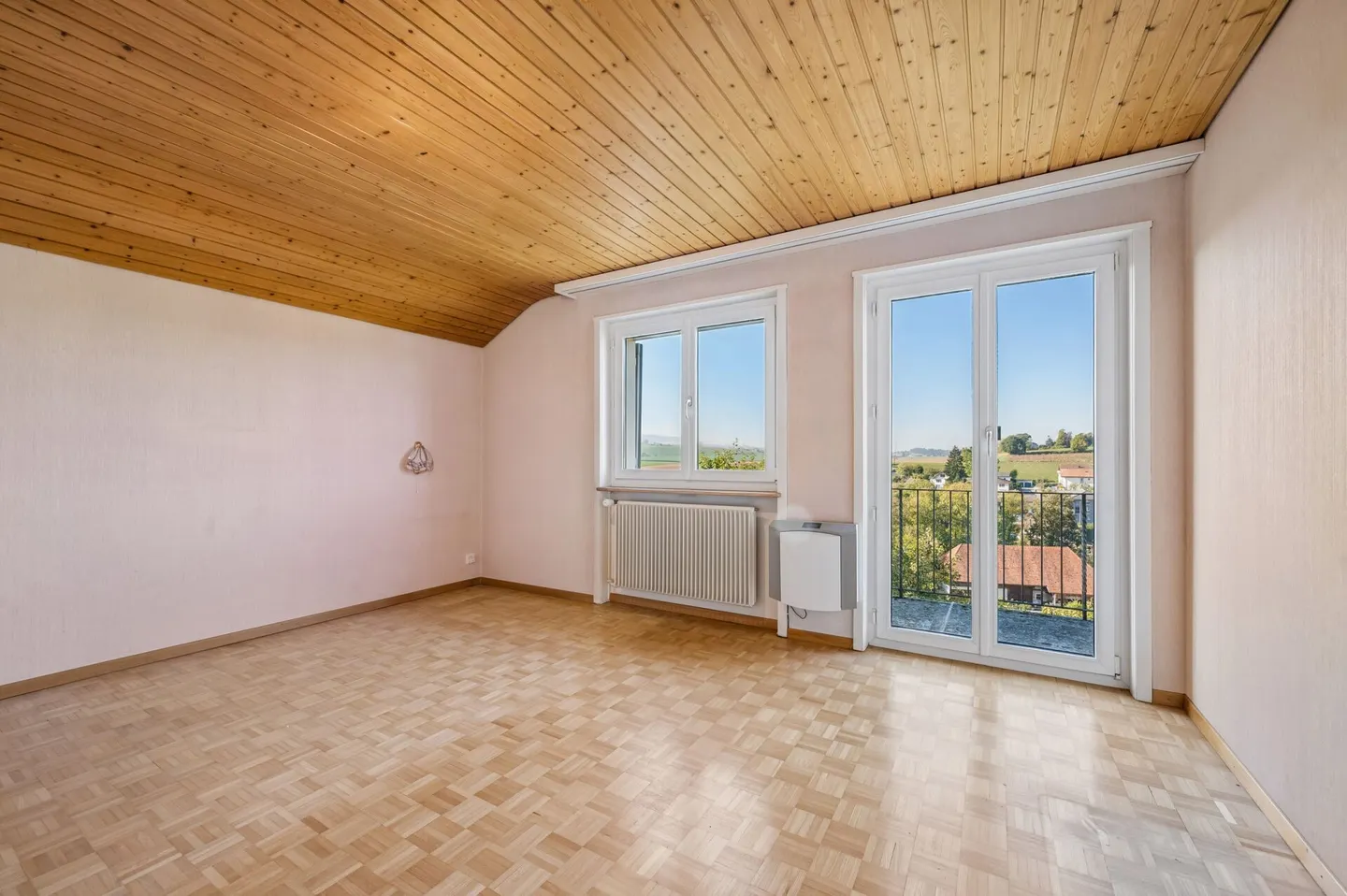 Characterful 5.0-room single-family house with winter garden and design potential - Photo 9 of 13