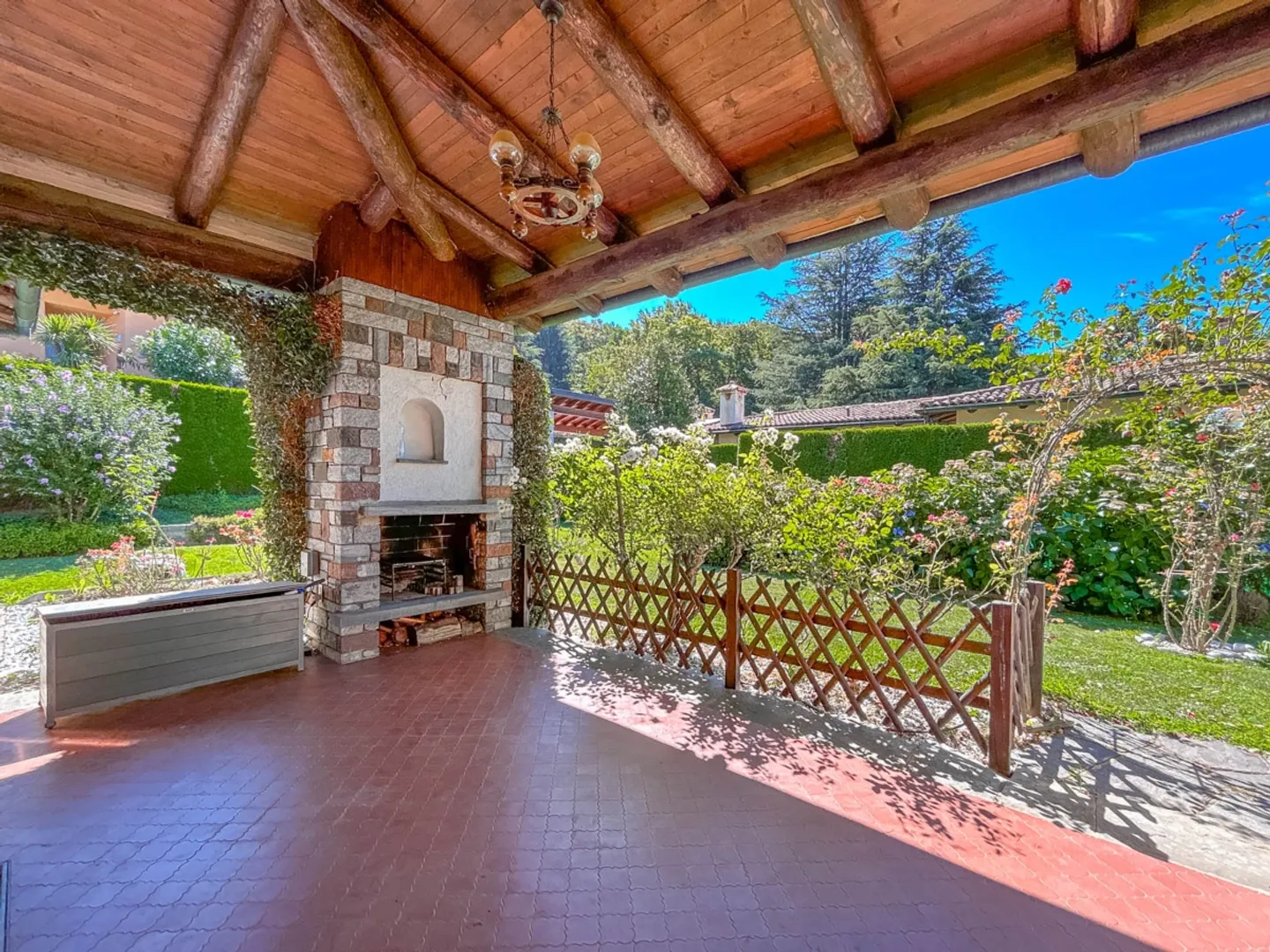 «Splendida villa con grande giardino a Ponte Capriasca» - Foto 6 di 10