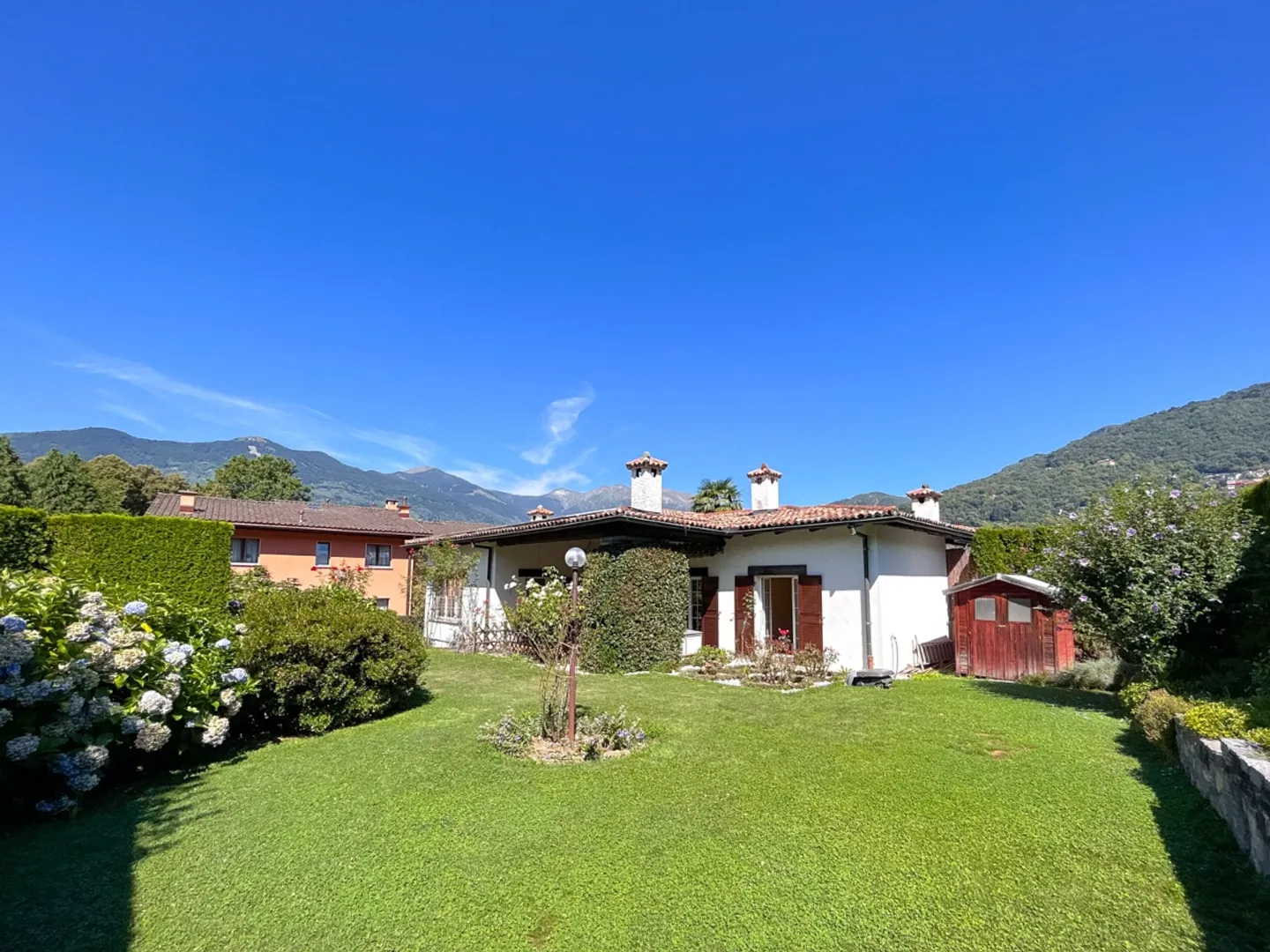 «Splendida villa con grande giardino a Ponte Capriasca» - Foto 7 di 10