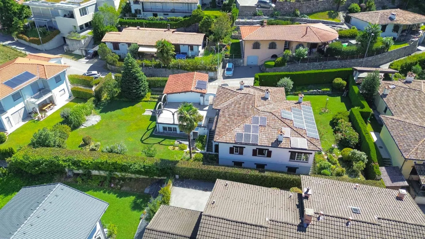«Splendida villa con grande giardino a Ponte Capriasca» - Foto 10 di 10