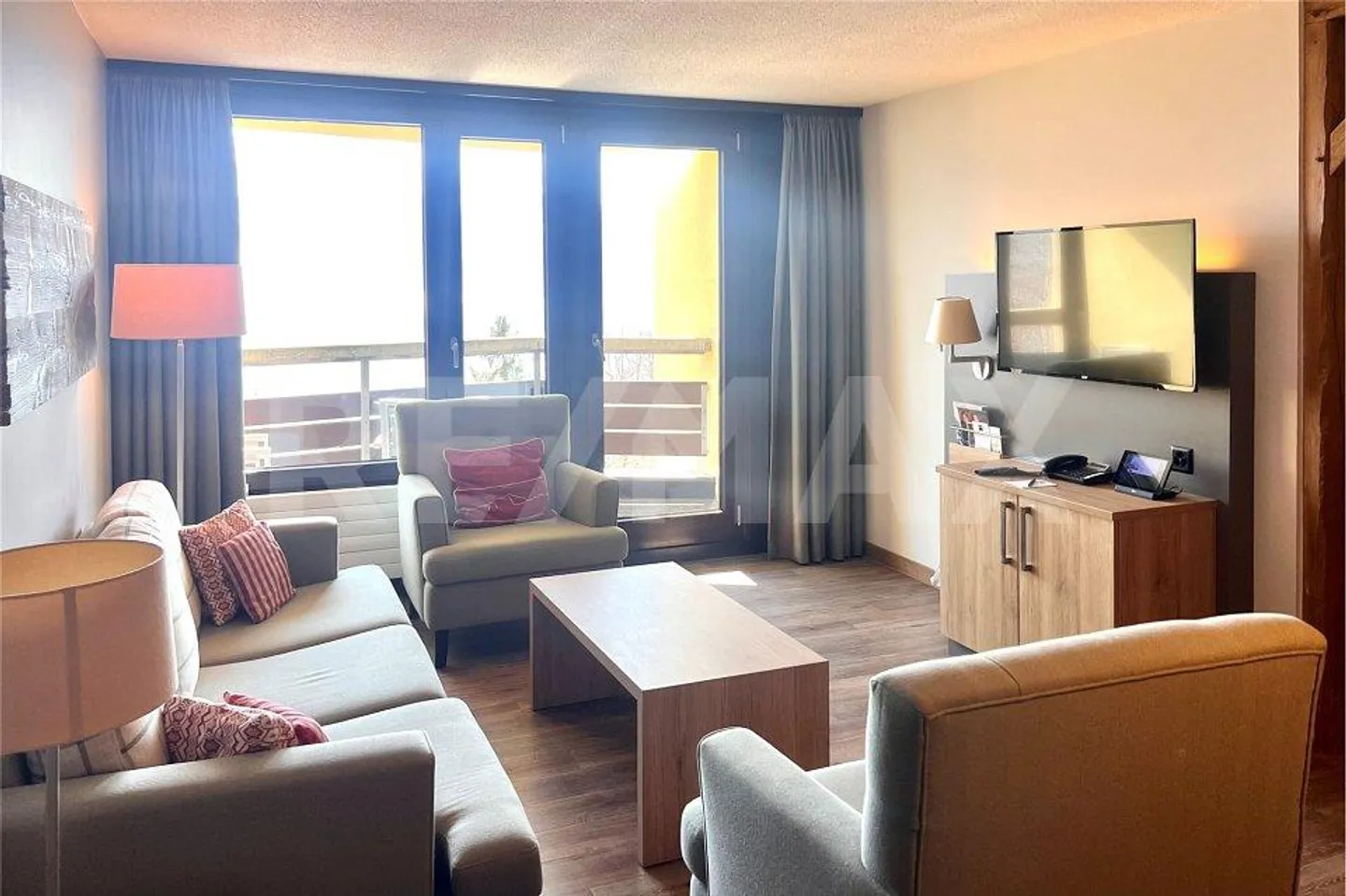 Appartamento per vacanze 2 ½ camere con utilizzo della piscina coperta + SPA - Foto 3 di 13