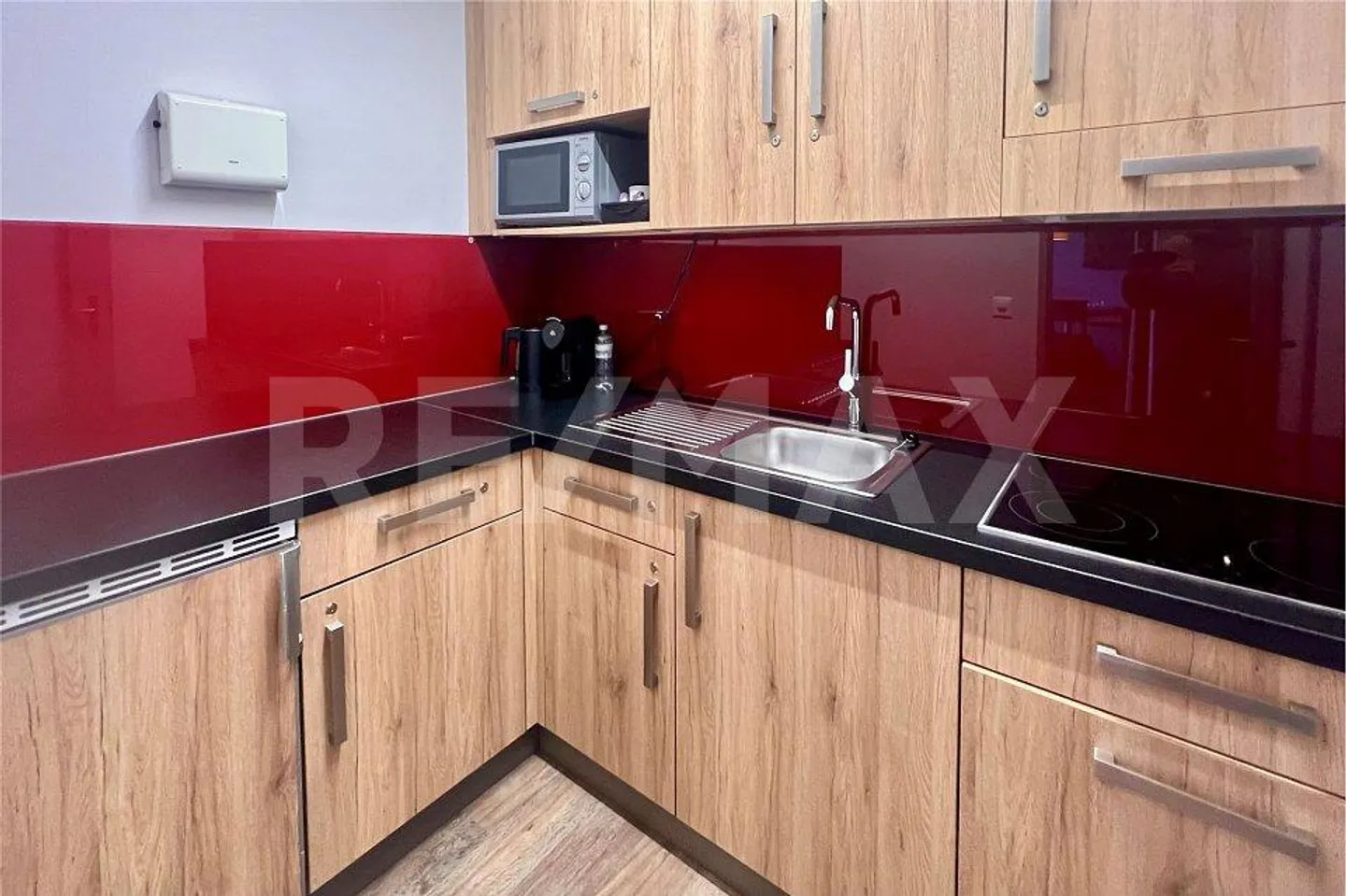 Appartamento per vacanze 2 ½ camere con utilizzo della piscina coperta + SPA - Foto 9 di 13