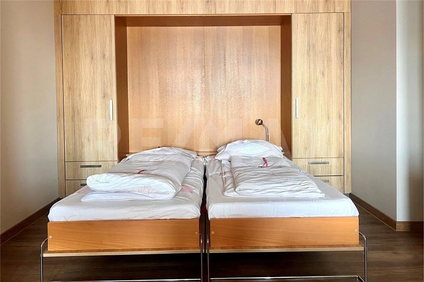 Appartamento per vacanze 2 ½ camere con utilizzo della piscina coperta + SPA - Foto 12 di 13