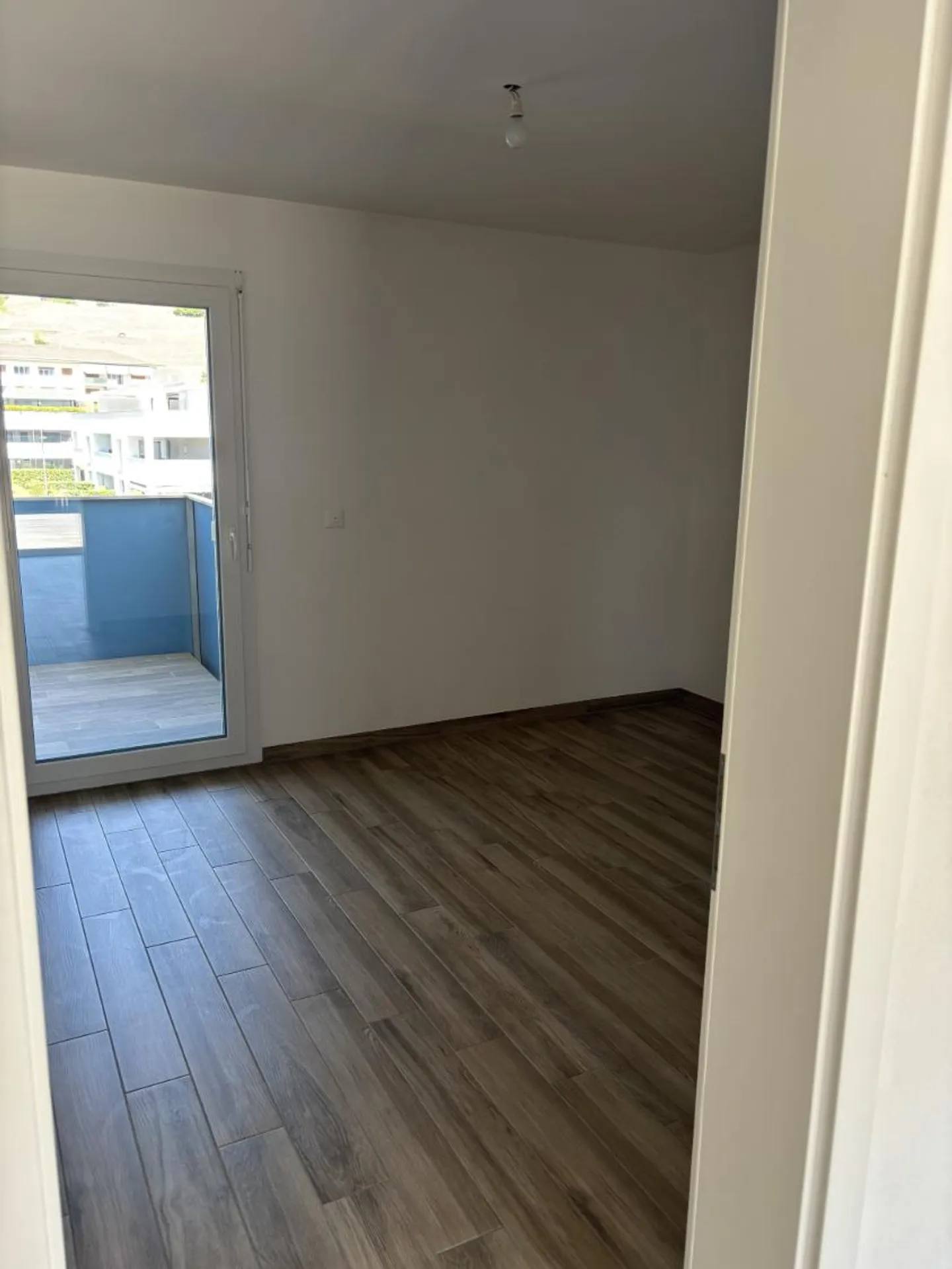 Appartamento 4.5 camere - Foto 3 di 4