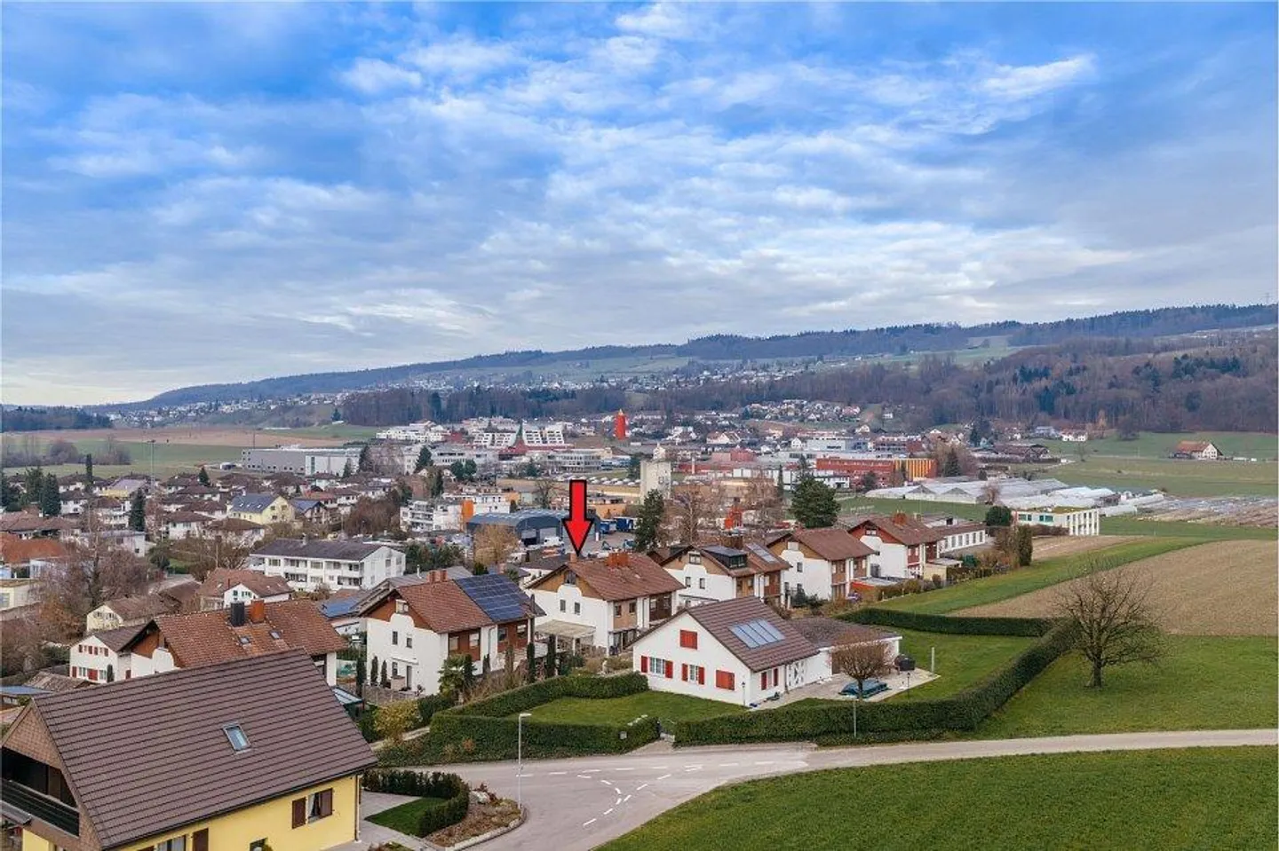 Une maison à vivre et à apprécier - Photo 3 sur 13