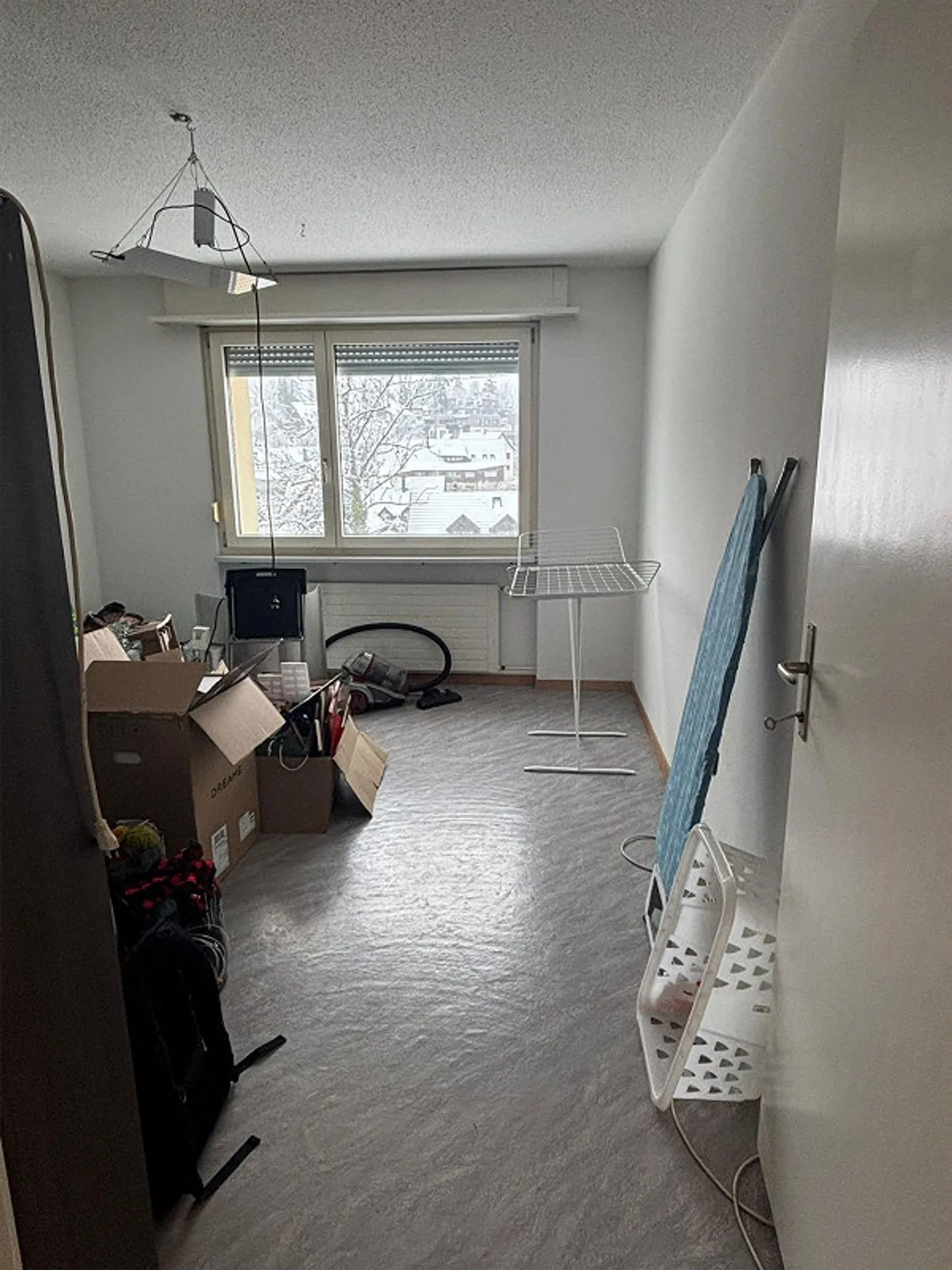 Appartamento luminoso di 3 stanze a Dielsdorf cerca un nuovo inquilino - Foto 9 di 11