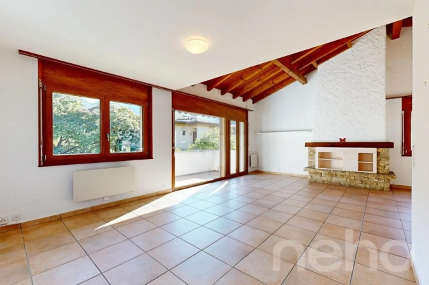Casa familiare con 6 stanze - Foto 4 di 12