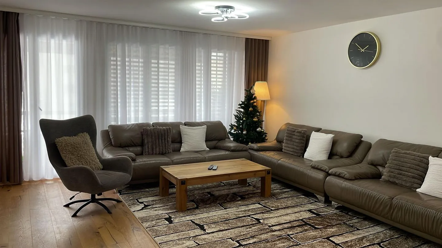 4-room apartment for sale in a quiet location - Photo 1 of 17