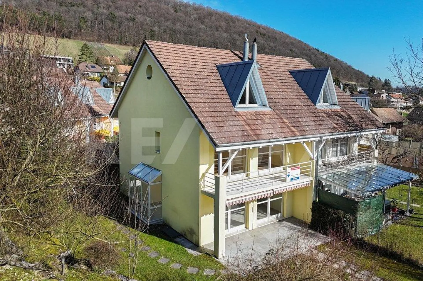 Charmantes Familienhaus in der Natur - Foto 1 von 13