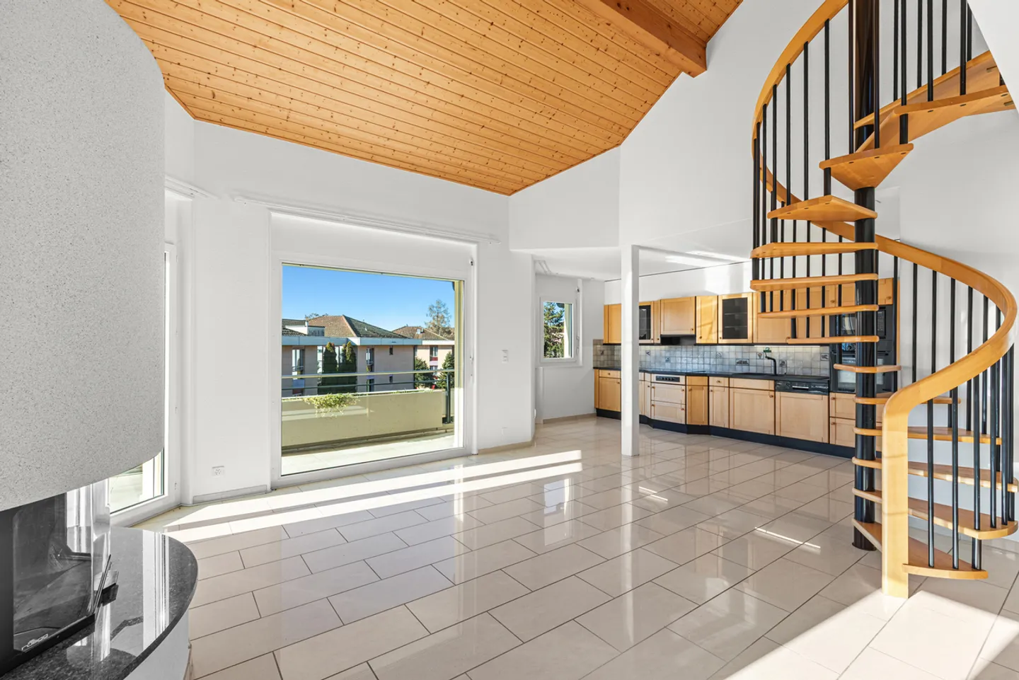 Duplex Attic Apartment in Blonay - Photo 3 of 18