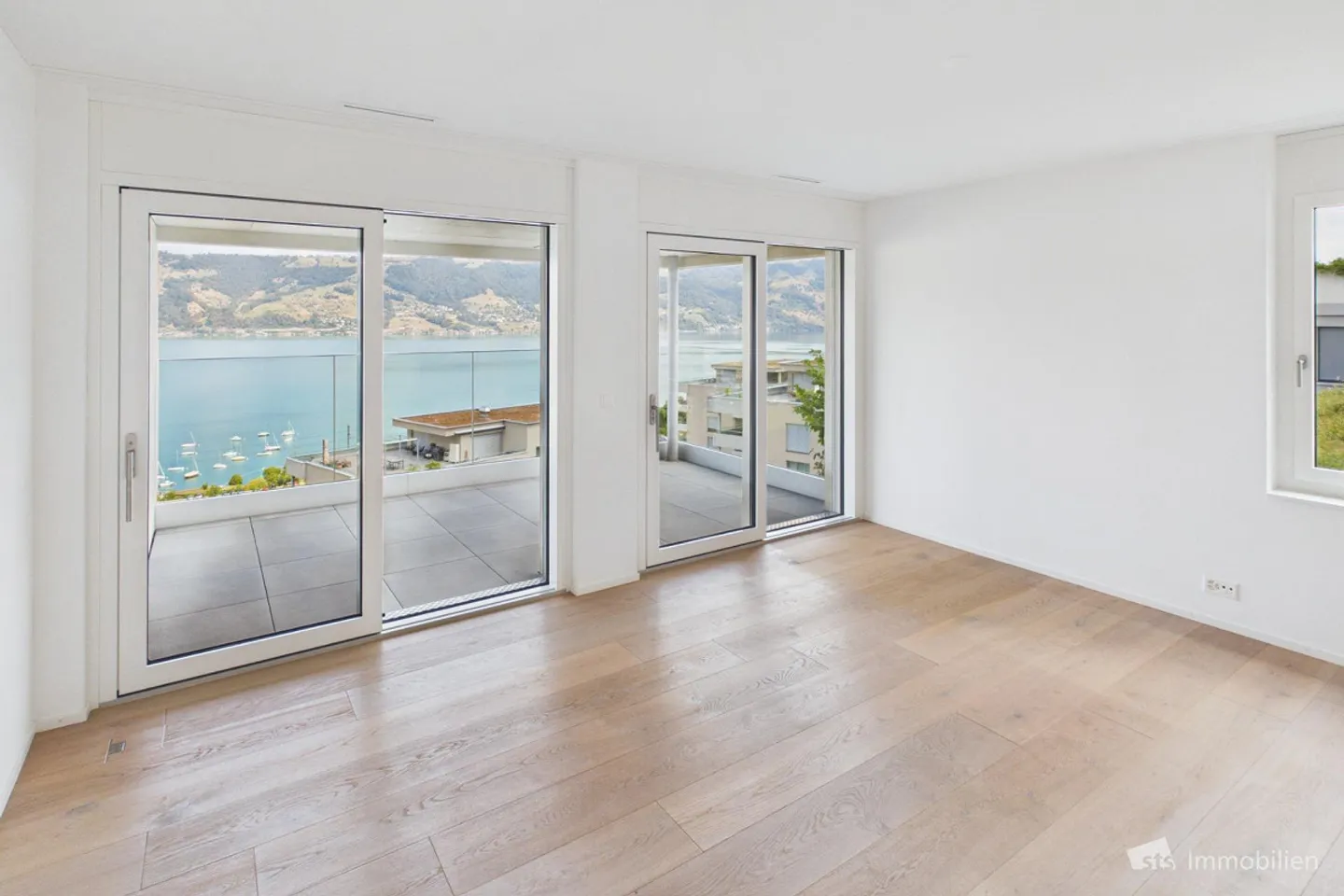 Appartement 3.5 pièces avec vue imprenable sur le lac de Zoug - Photo 4 sur 9