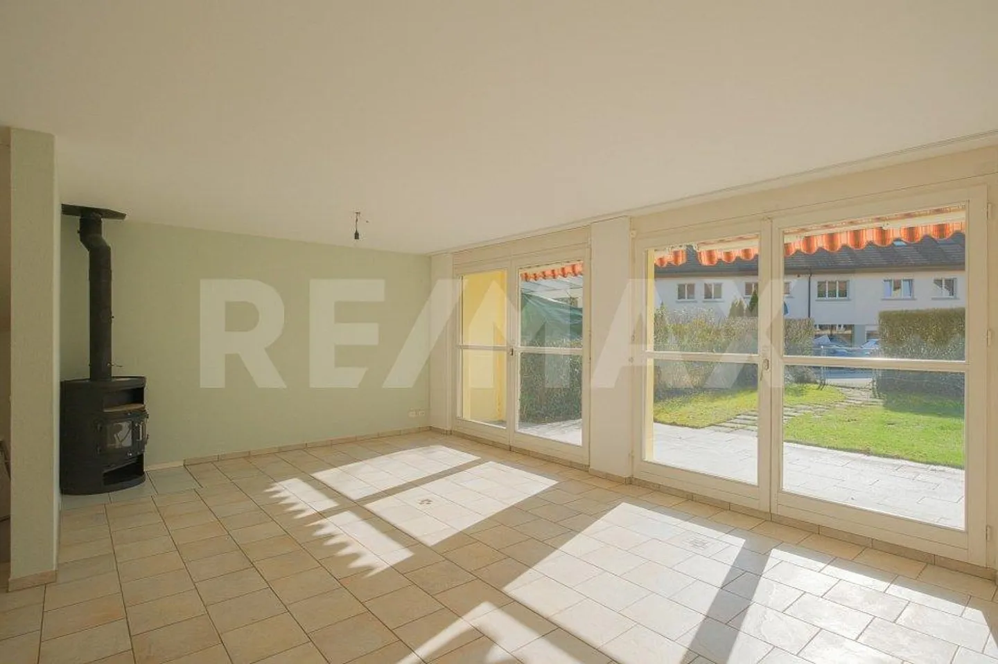 Charmantes Familienhaus in der Natur - Foto 2 von 13