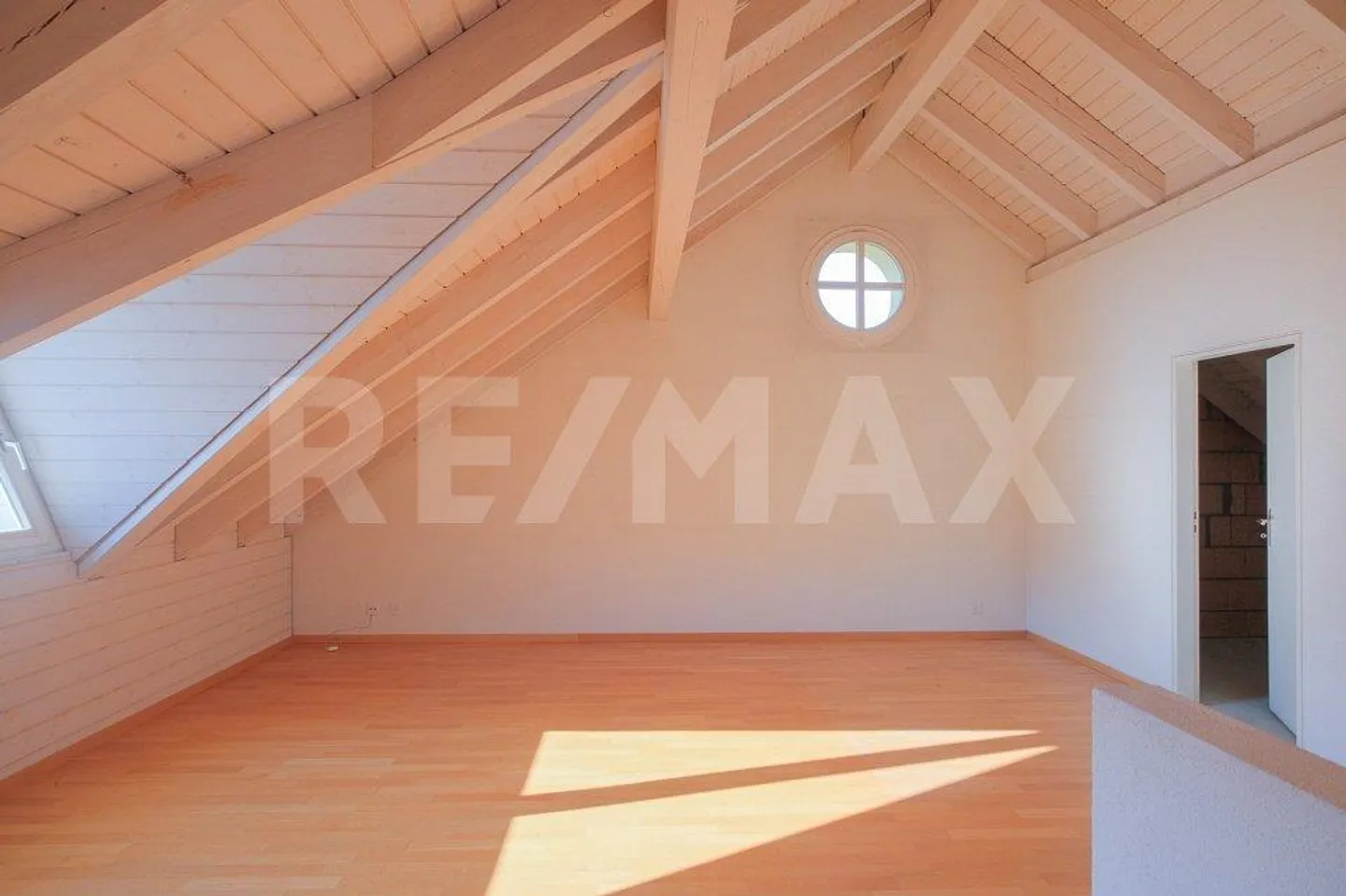 Charmantes Familienhaus in der Natur - Foto 8 von 13