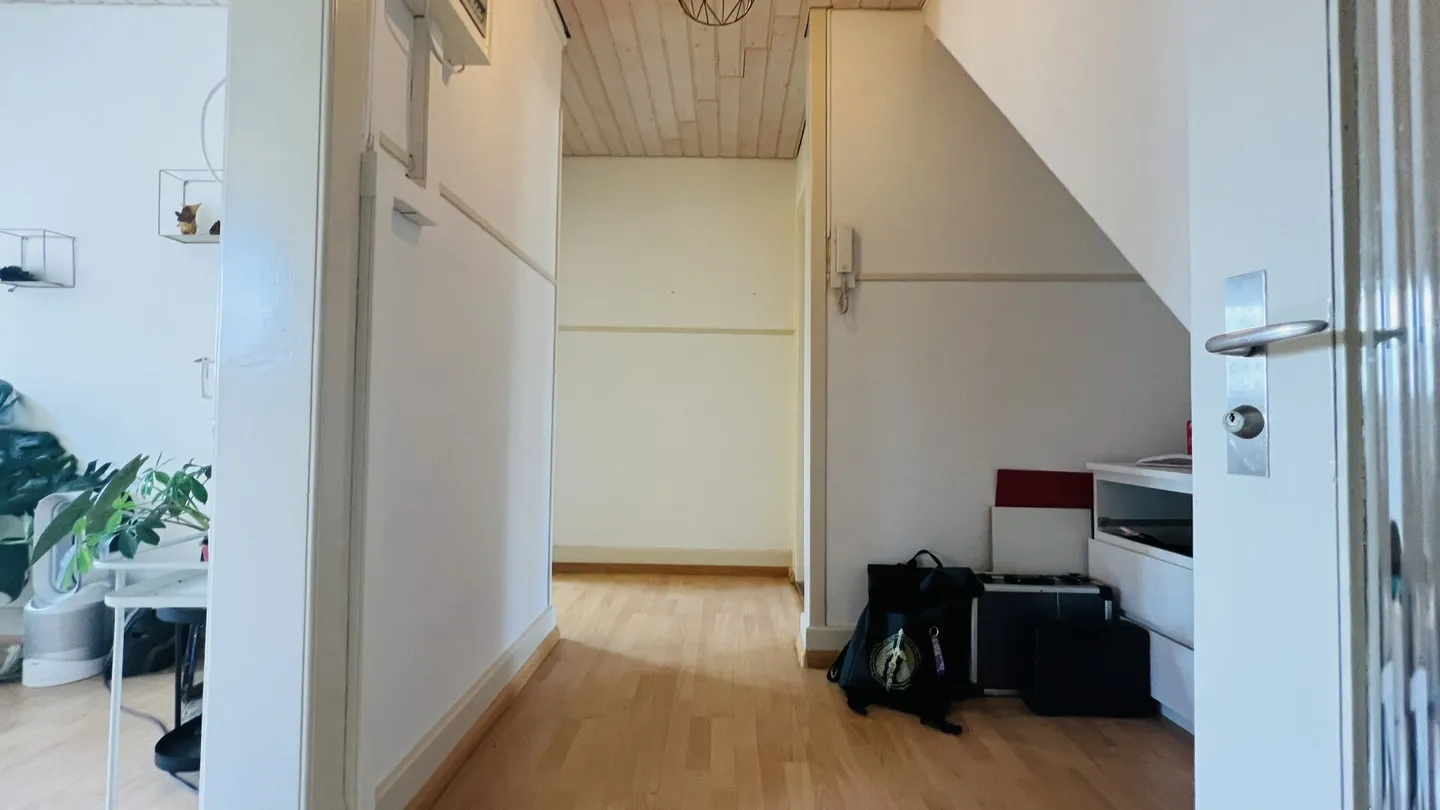 Charmante 3.5-Zimmer Altbau-Dachwohnung in bester Wohnlage. - Foto 11 von 12