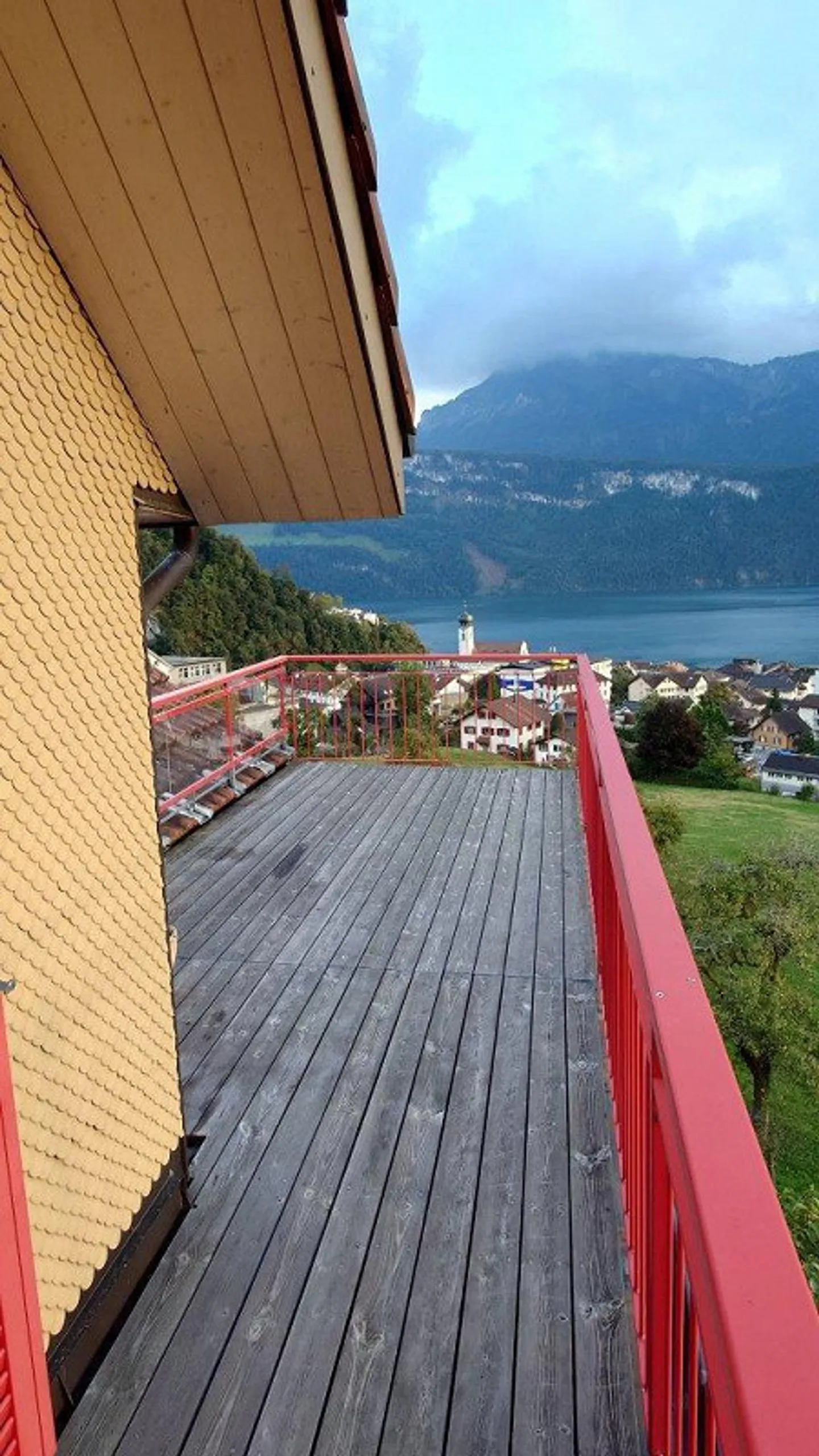 Privilegierte Dachwohnung mit Panoramablick über Gersau - Foto 12 von 12